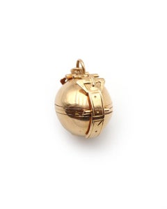 Victorian locket ball pendant in 18k gold, Orb locket pendant, medallion