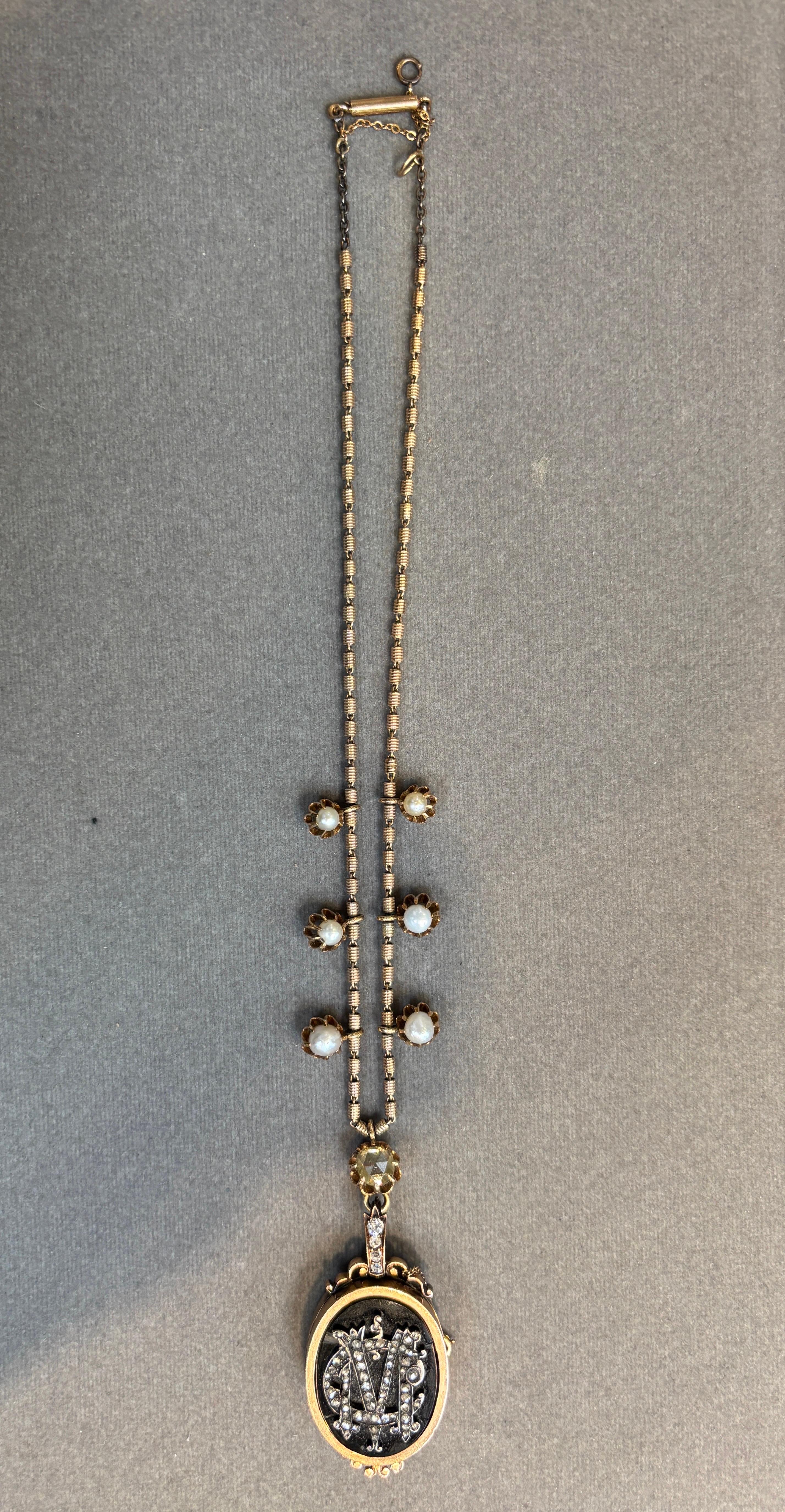 De las mujeres Collar relicario victoriano en venta