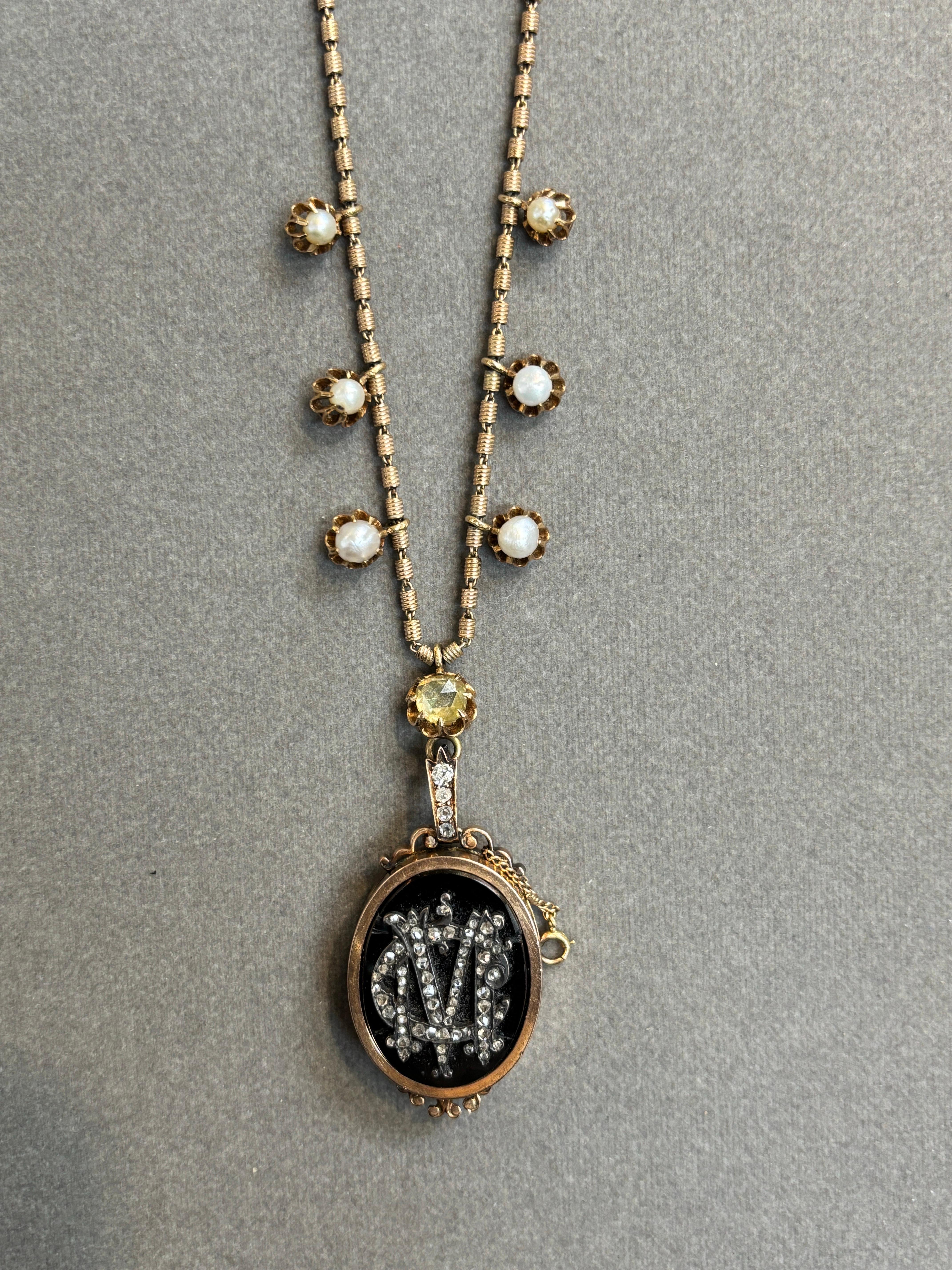 Collar relicario victoriano en venta 3