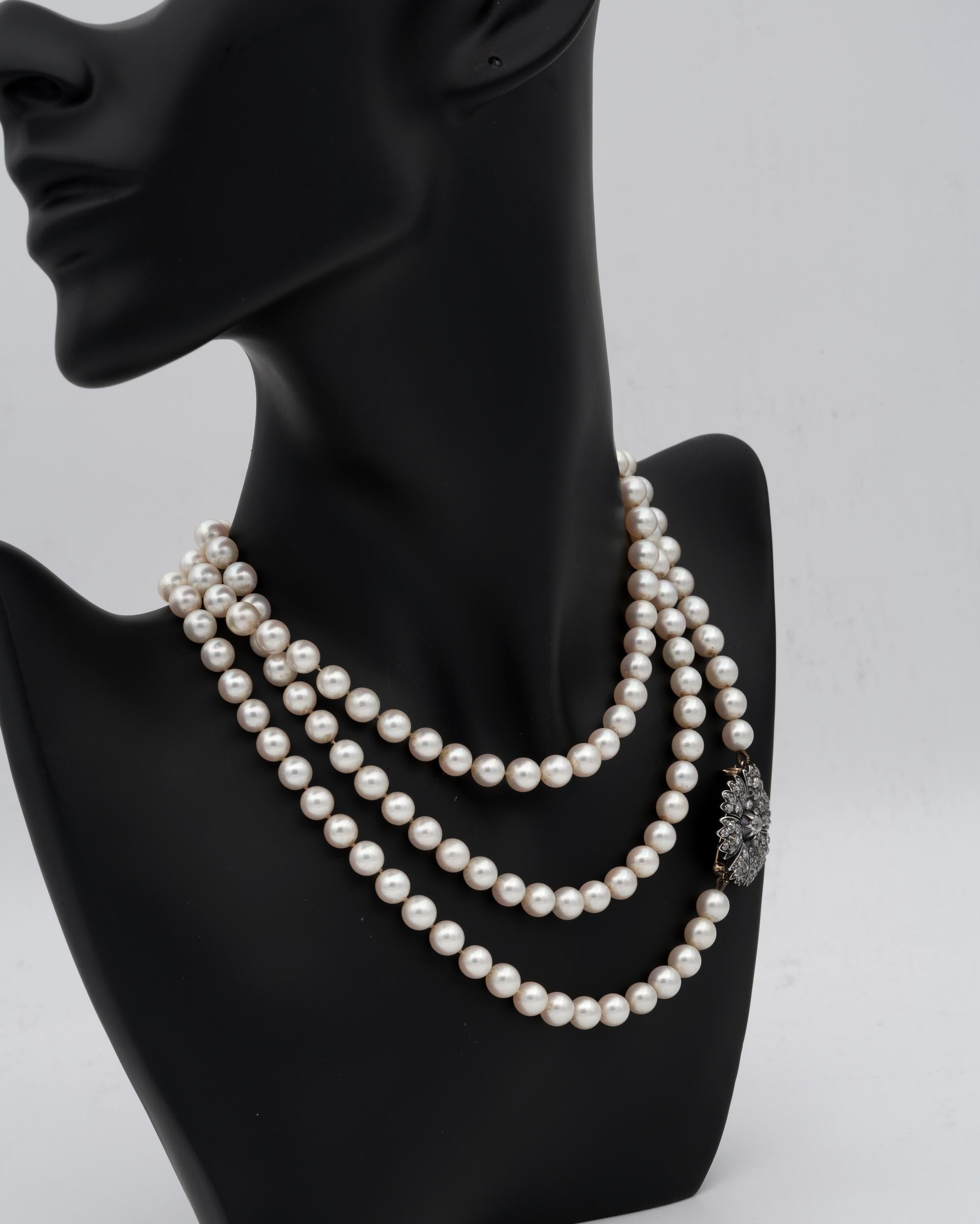 Women's Victorian Long Sautoir Pearl Necklace 3.00 Carat Old Diamond Flower Clasp For Sale