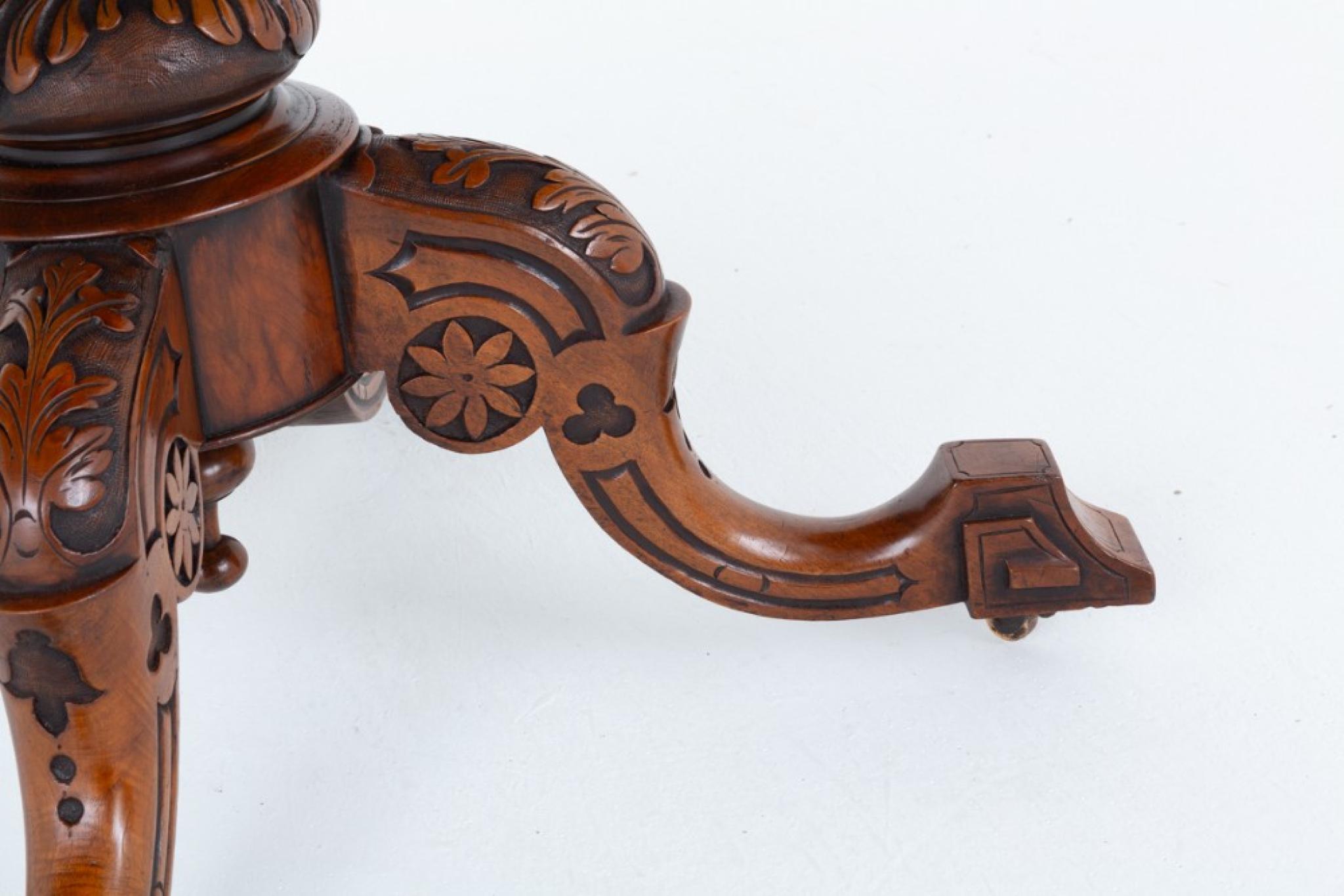 Victorian Loo Table Centre Burr Walnut 1860 For Sale 2
