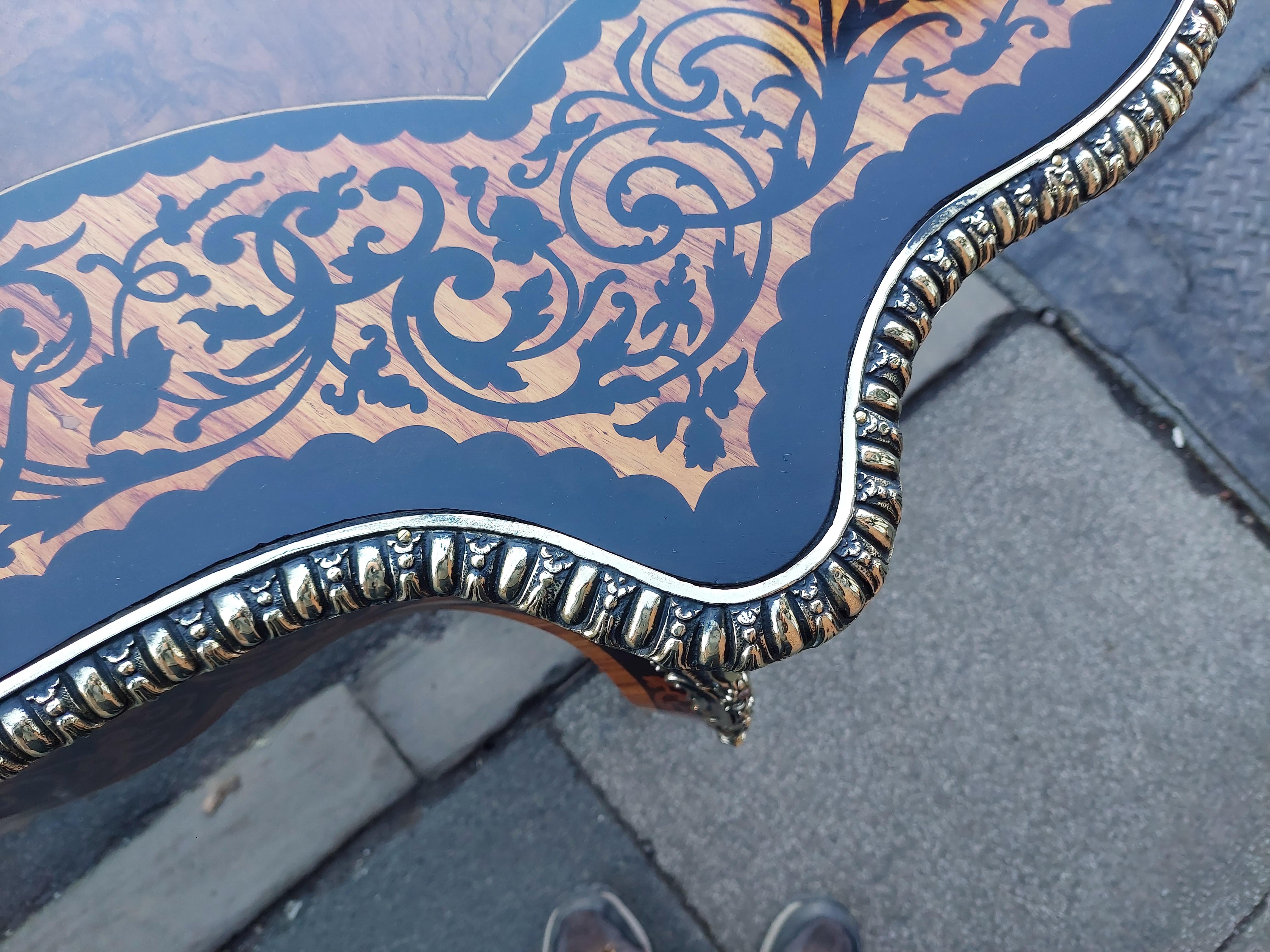 English Victorian Louis XVI Style Serpentine Centre Table For Sale