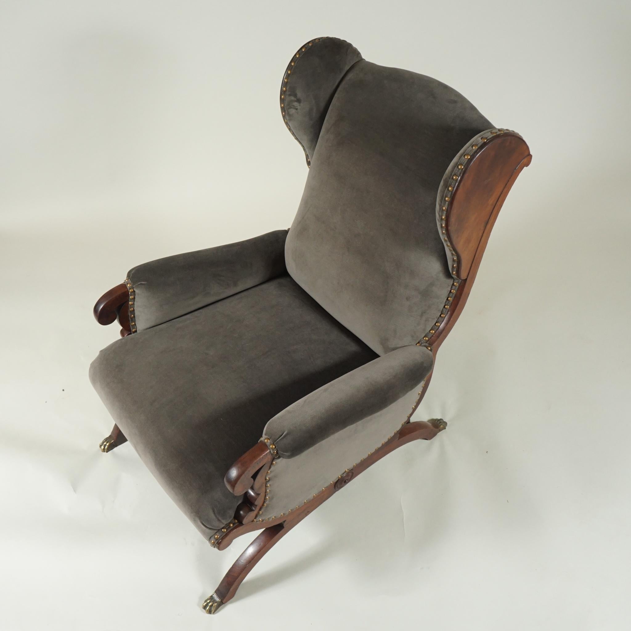 Victorian Lounge Chair In Good Condition In Hudson, NY