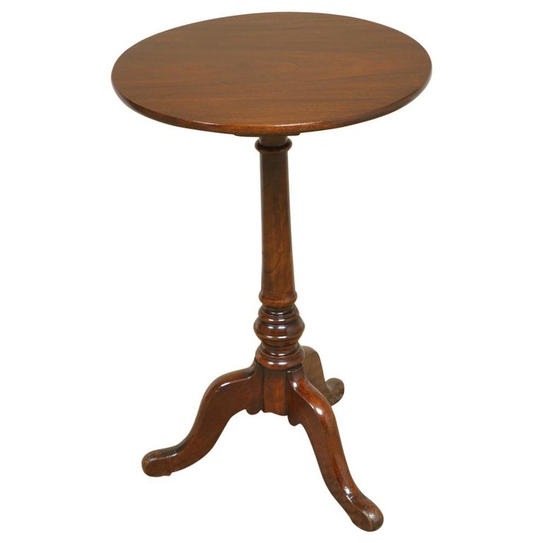 Victorian Mahogany Antique Occasional Table at 1stDibs