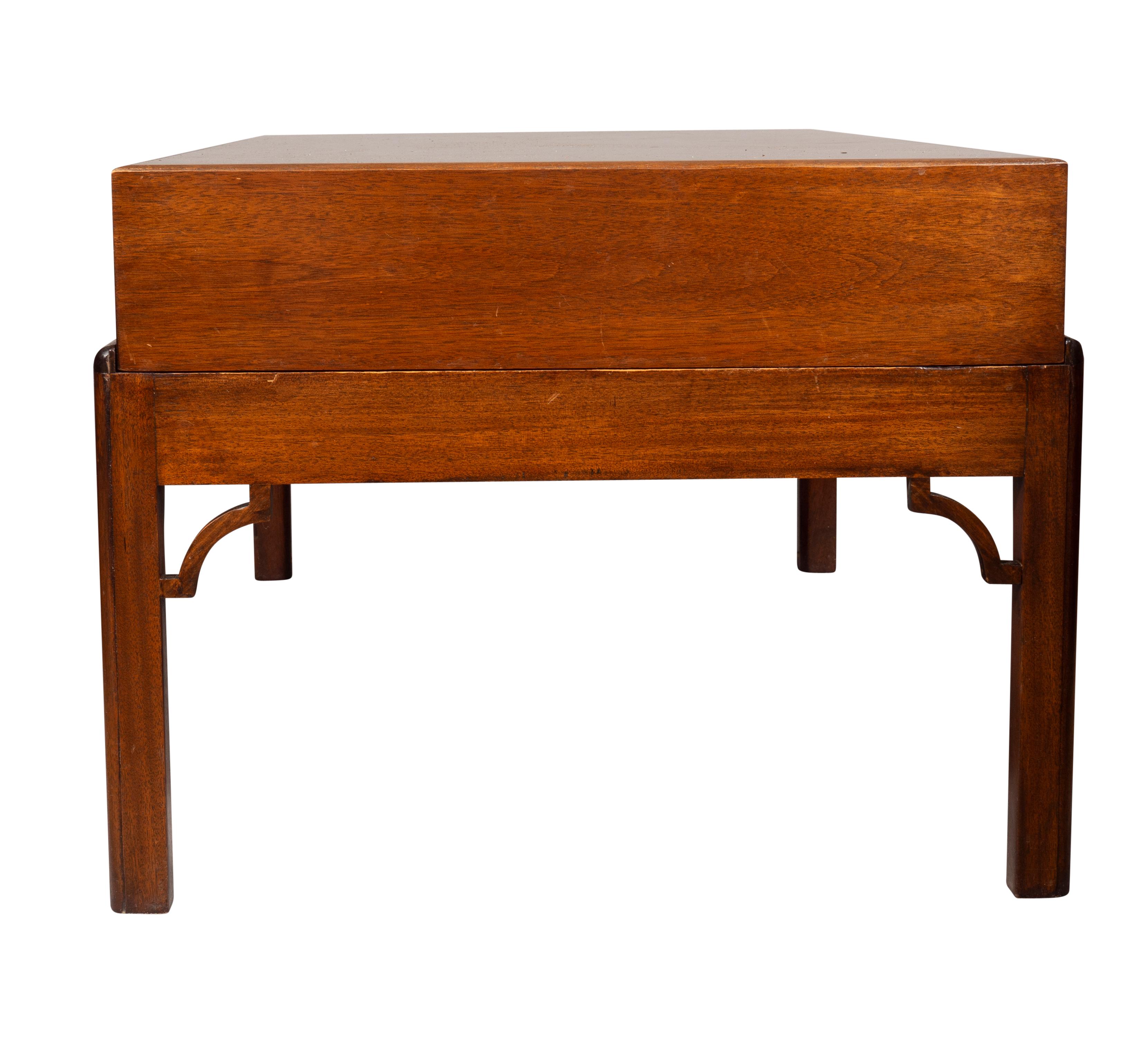 Viktorianischer Bagatelle-Tisch aus Mahagoni im Zustand „Gut“ im Angebot in Essex, MA