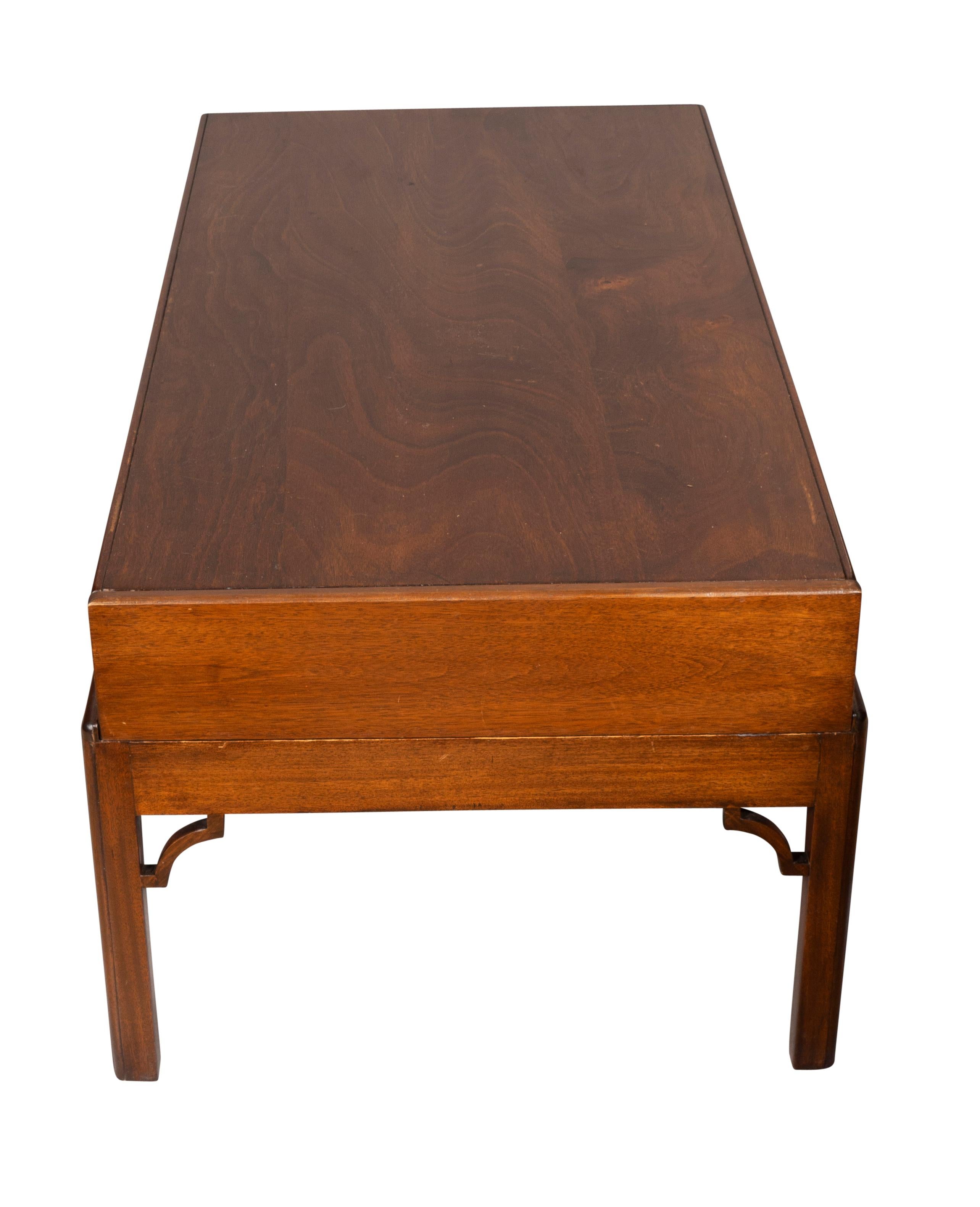 Viktorianischer Bagatelle-Tisch aus Mahagoni (Spätes 19. Jahrhundert) im Angebot