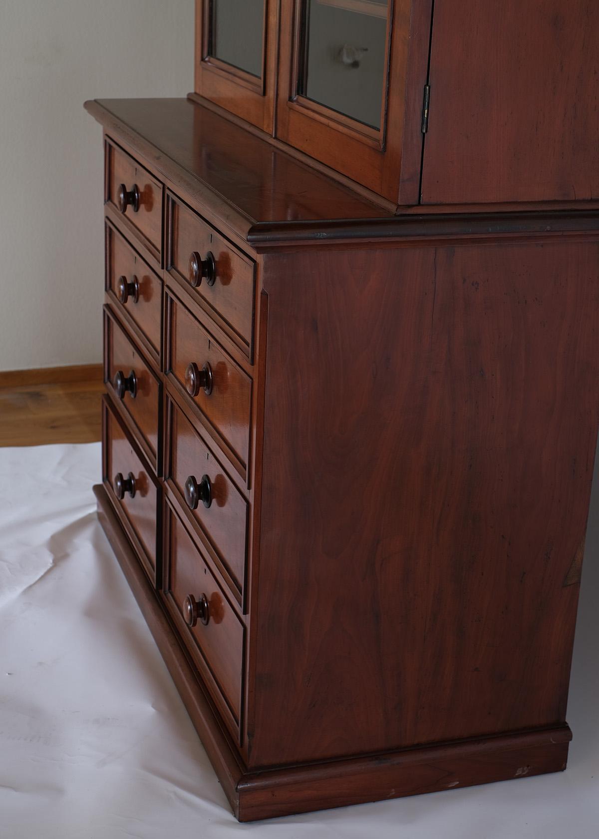 Mahogany Cabinet with Original Glass, Circa 1920s

Step back in time with this charming mahogany cabinet dating back to the 1920s. Adorned with original glass, it adds a touch of vintage elegance to any space. Well-preserved and in great condition,