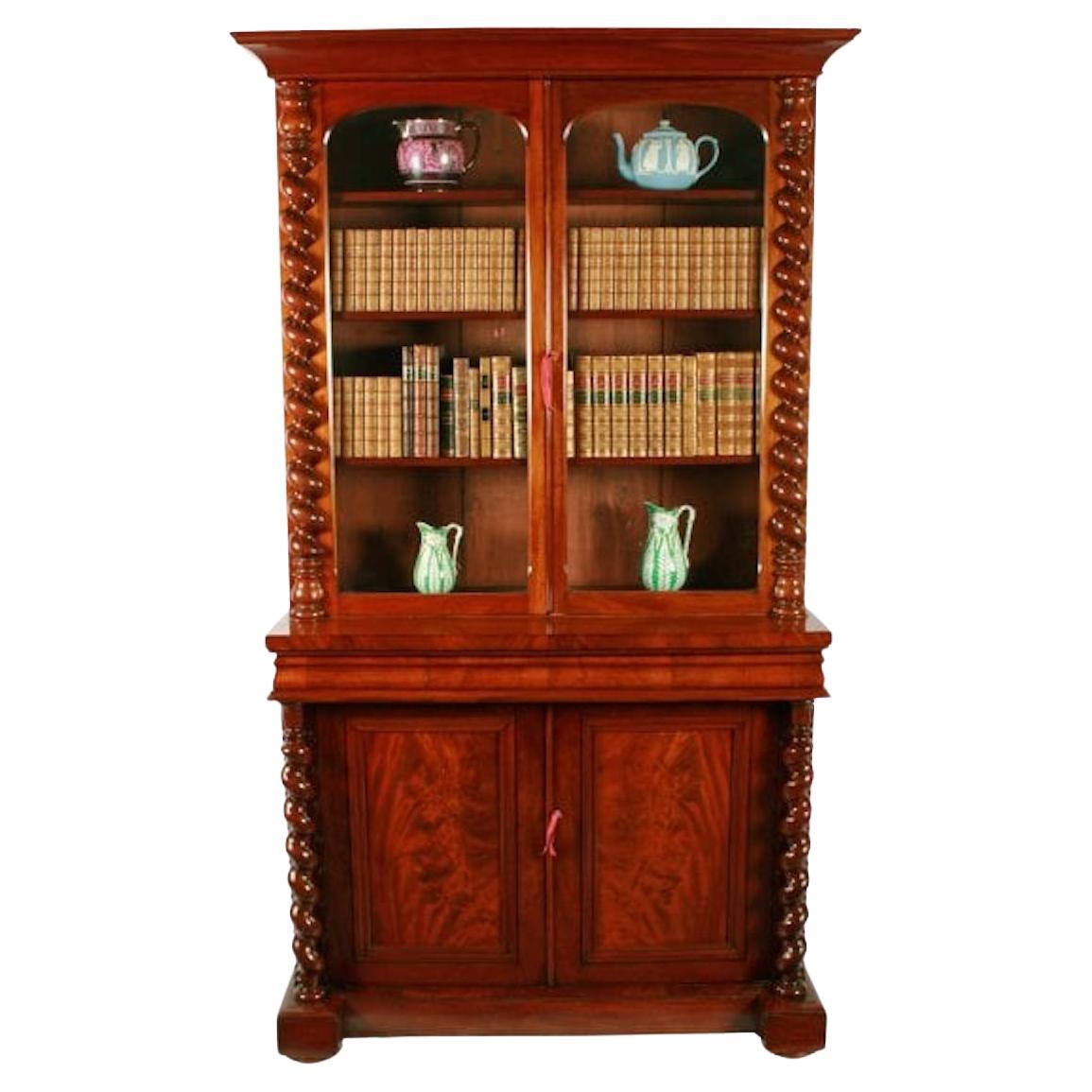 Victorian Mahogany Bookcase, 19th Century For Sale at 1stDibs
