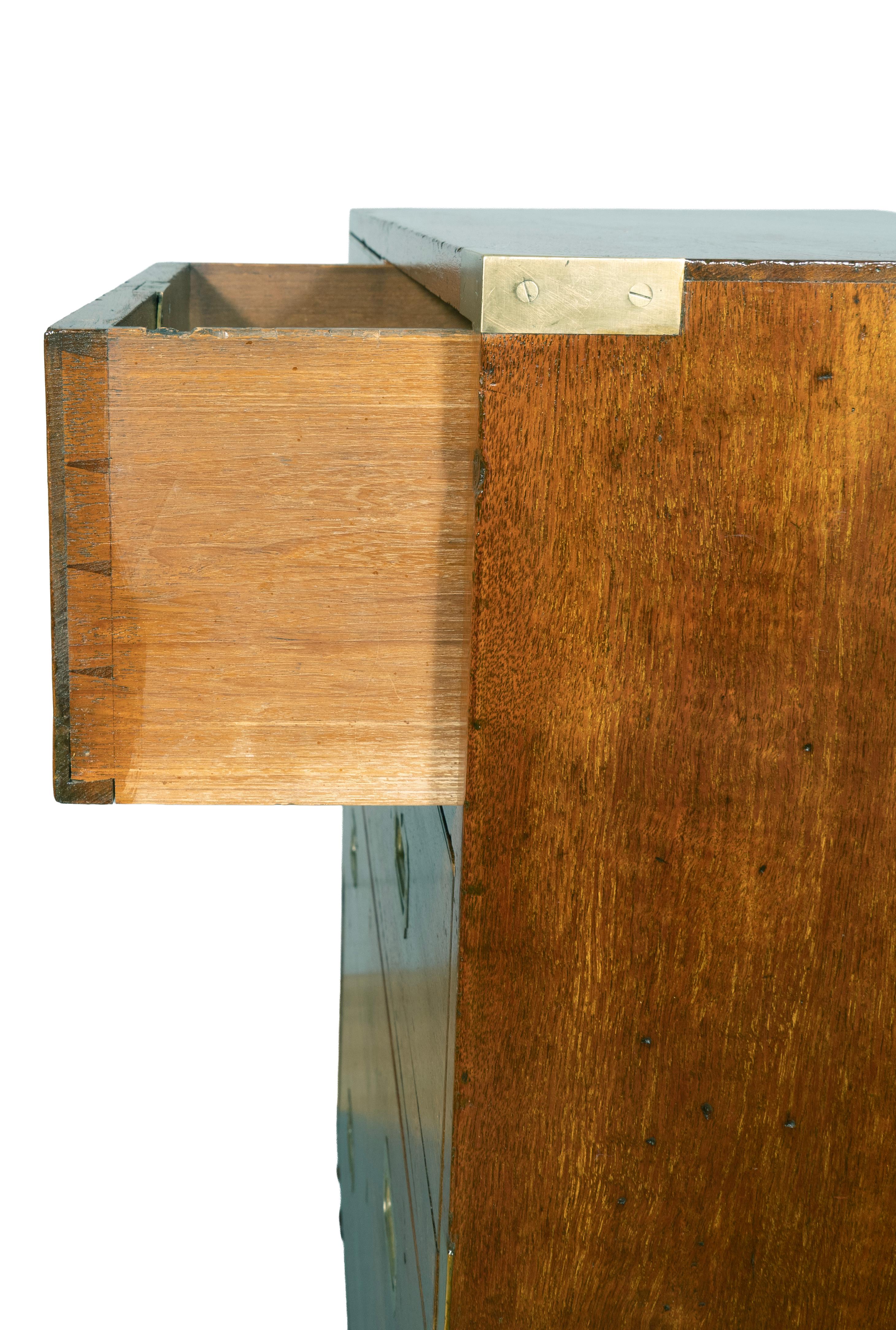 Cassapanca vittoriana in mogano di S.W. A. Silver & Co in vendita 5