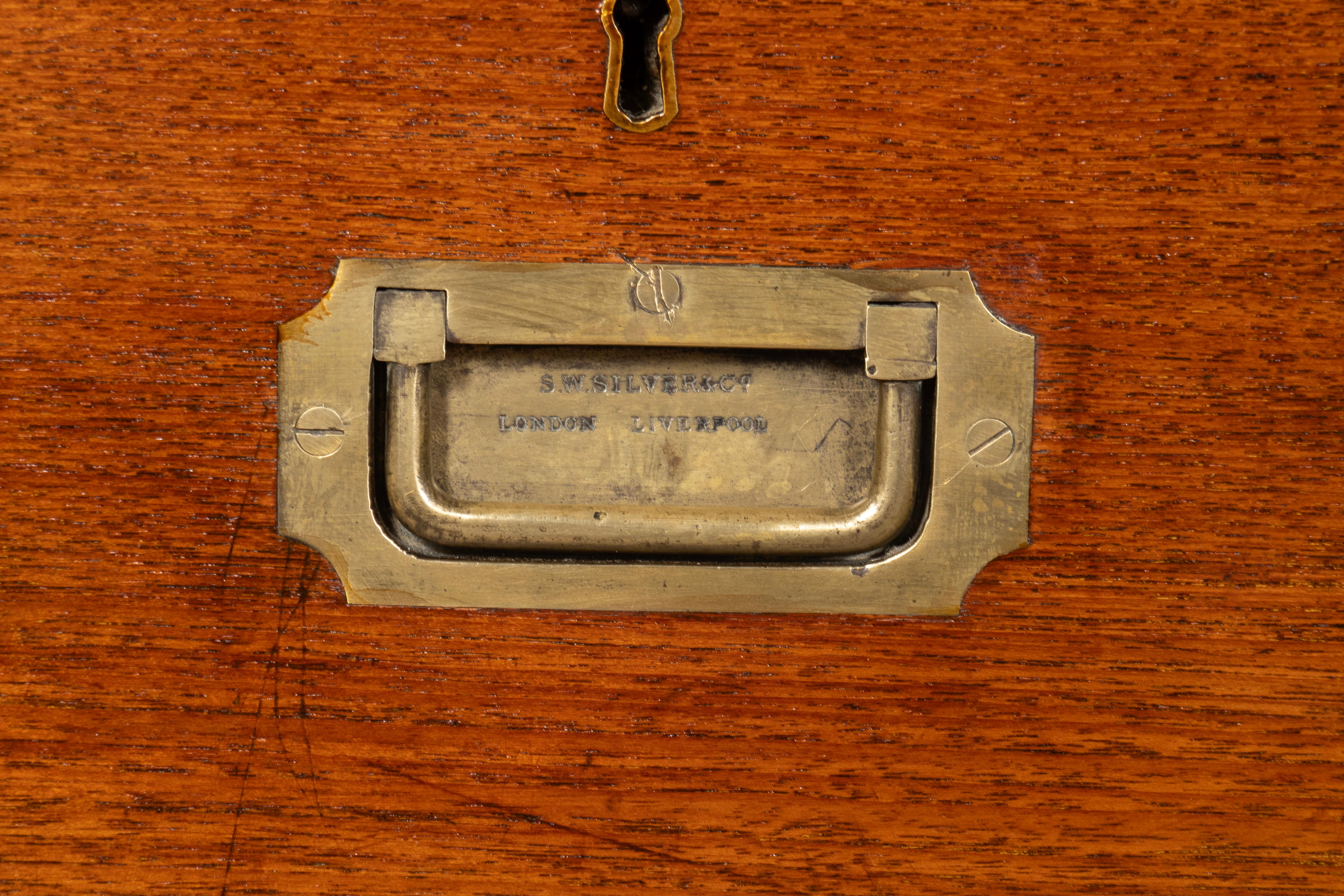 Cassapanca vittoriana in mogano di S.W. A. Silver & Co in vendita 2