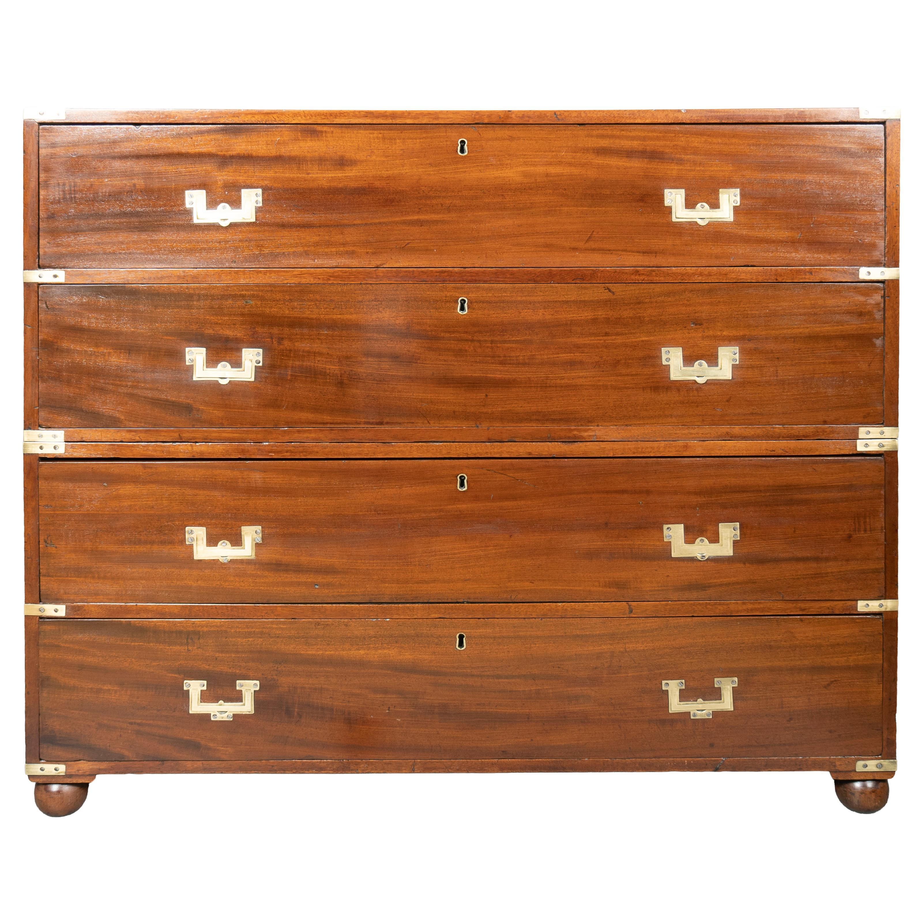 Victorian Mahogany Campaign Chest in vendita