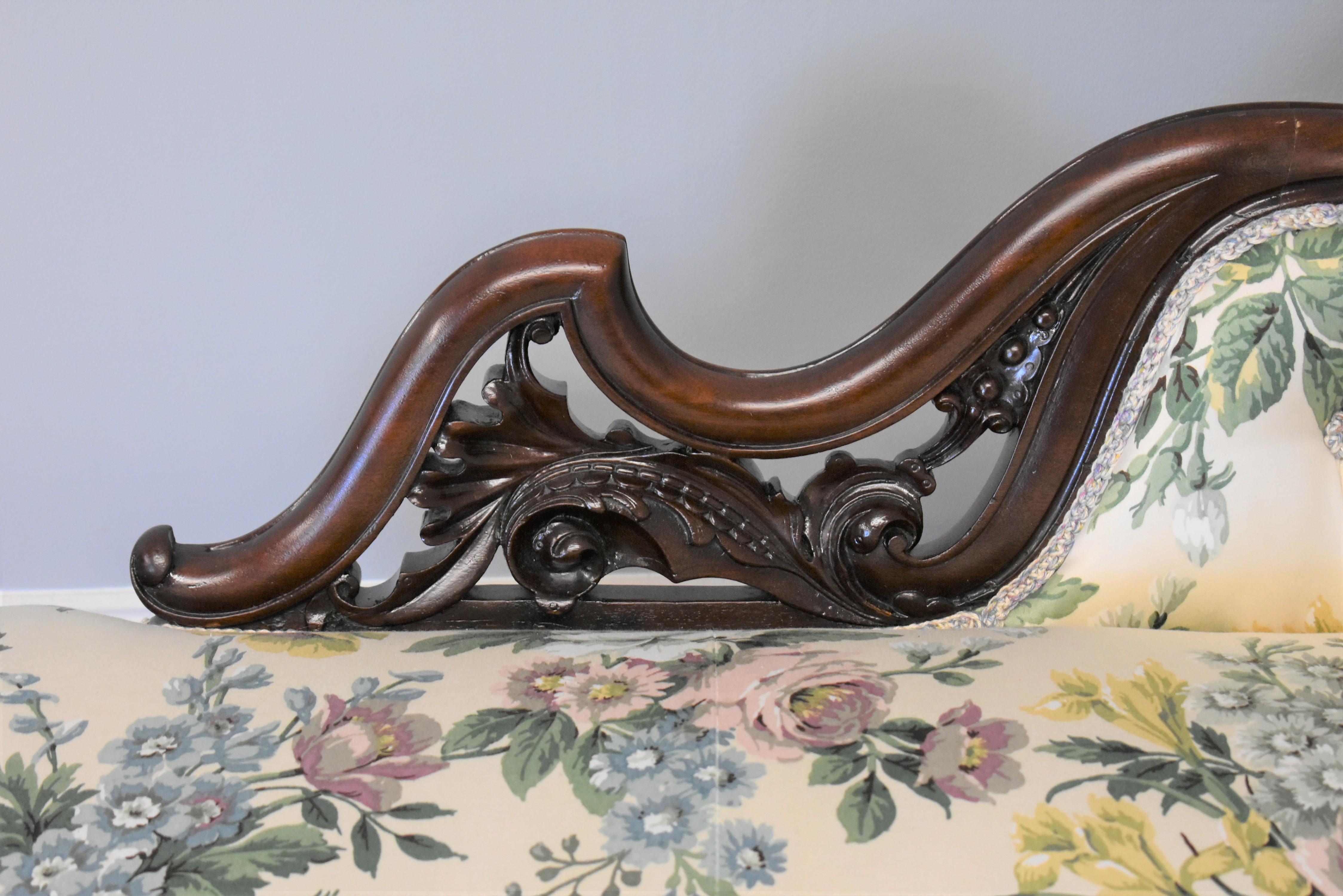 European Victorian Mahogany Chaise or Sofa