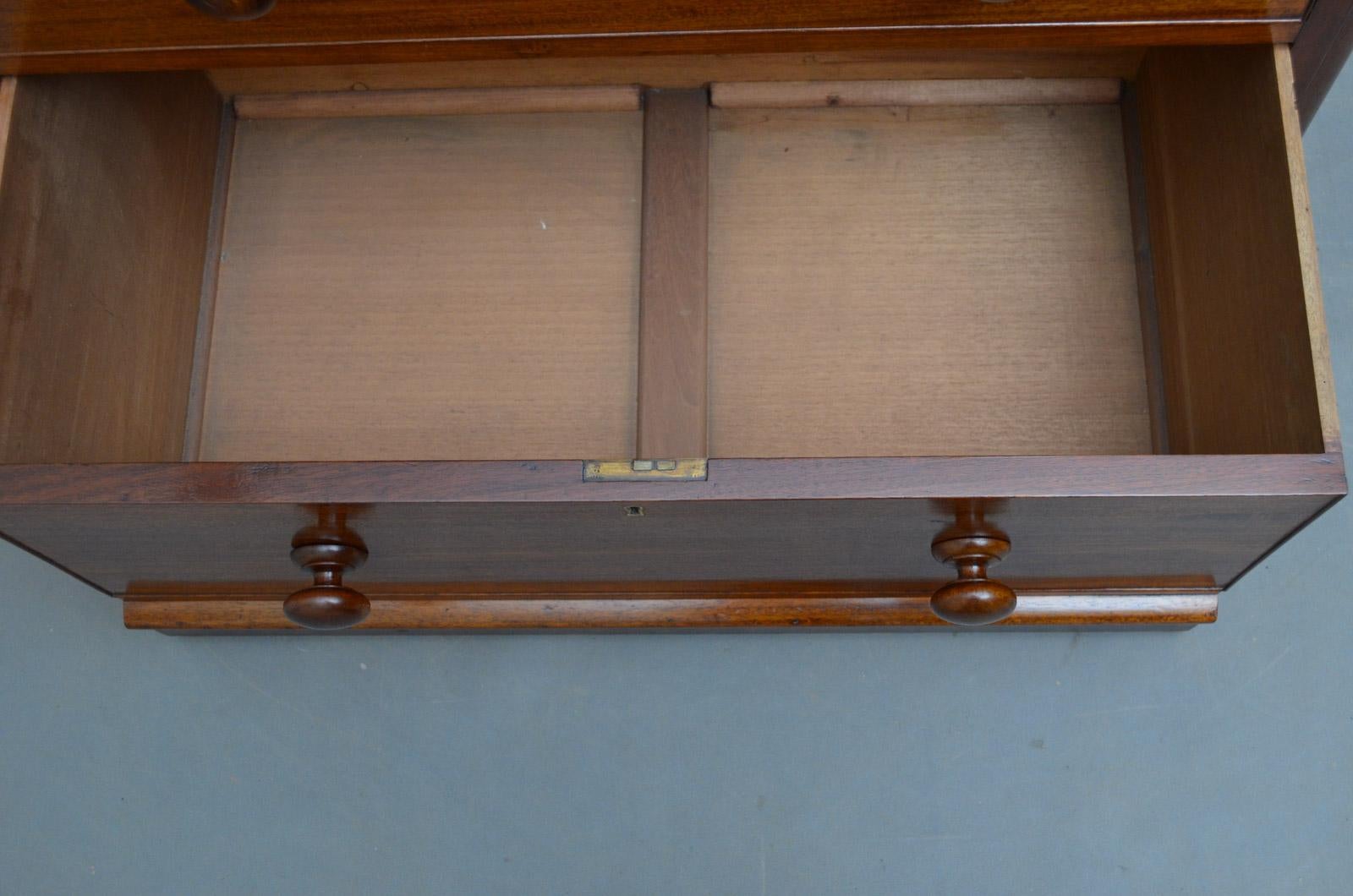 mahogany chests of drawers
