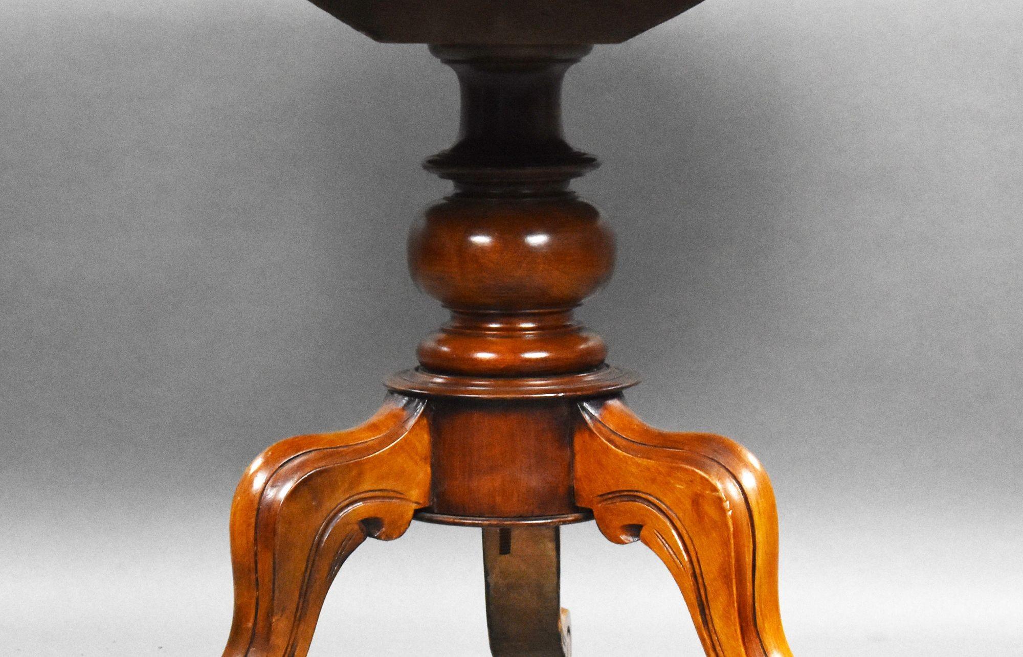Mesa de desayuno circular victoriana de caoba siglo XIX en venta