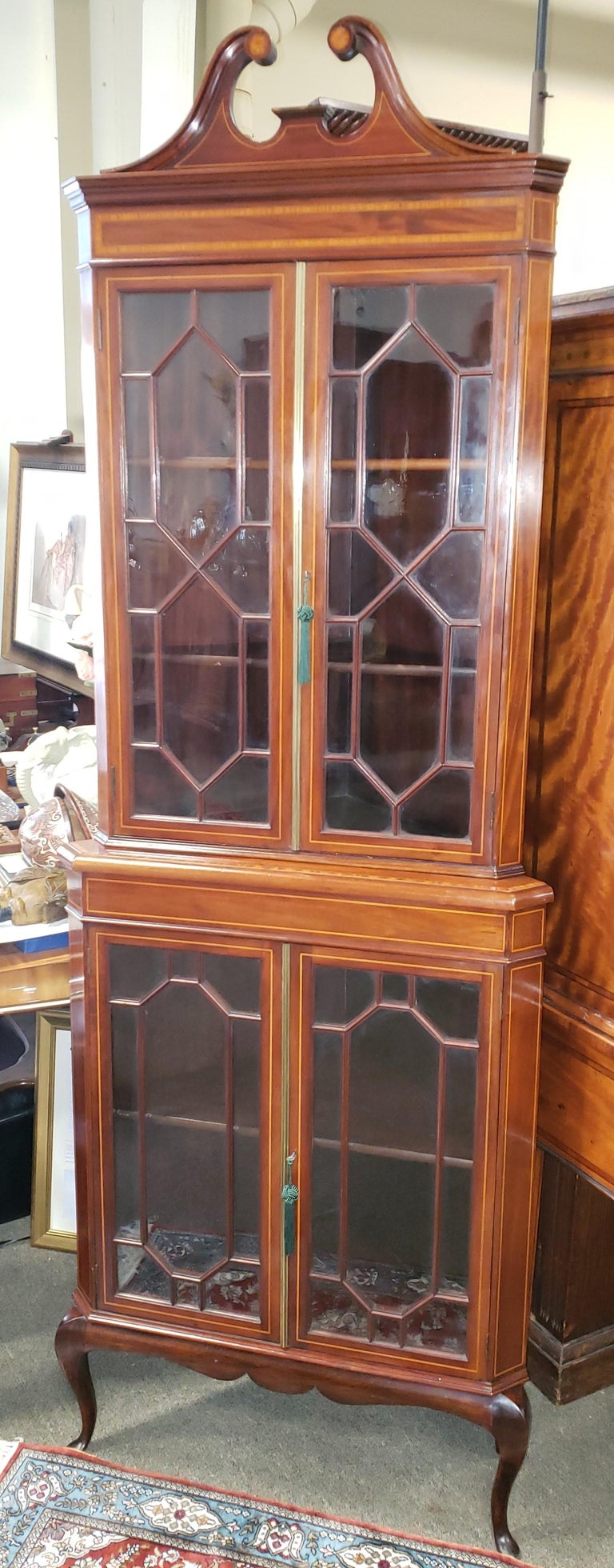 Victorian Mahogany Corner Cabinet For Sale at 1stdibs