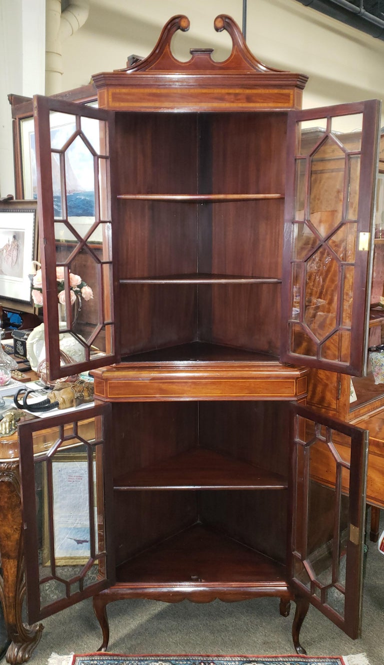 Victorian Mahogany Corner For Sale at 1stDibs