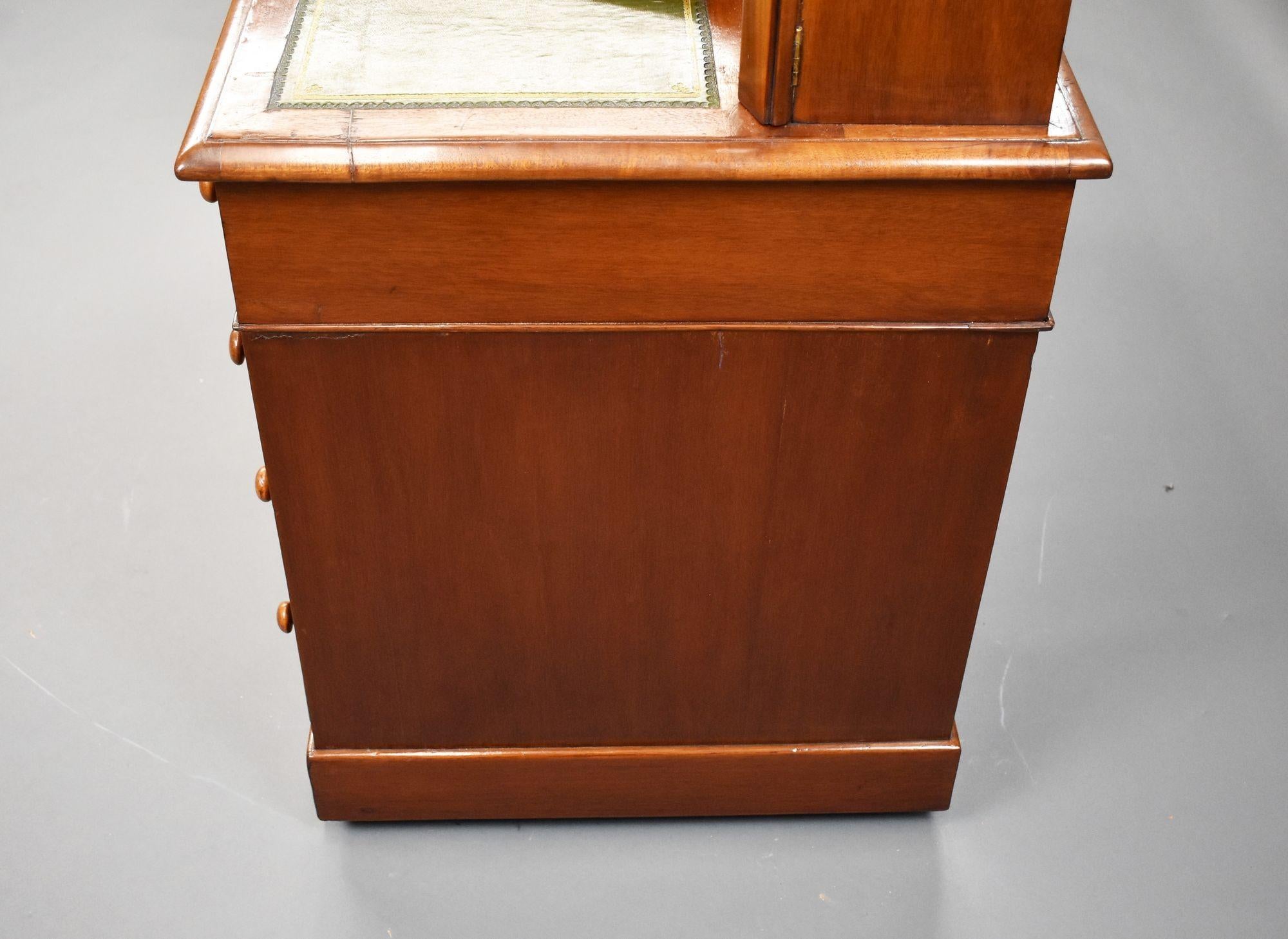 Victorian Mahogany Dickens Desk For Sale 1