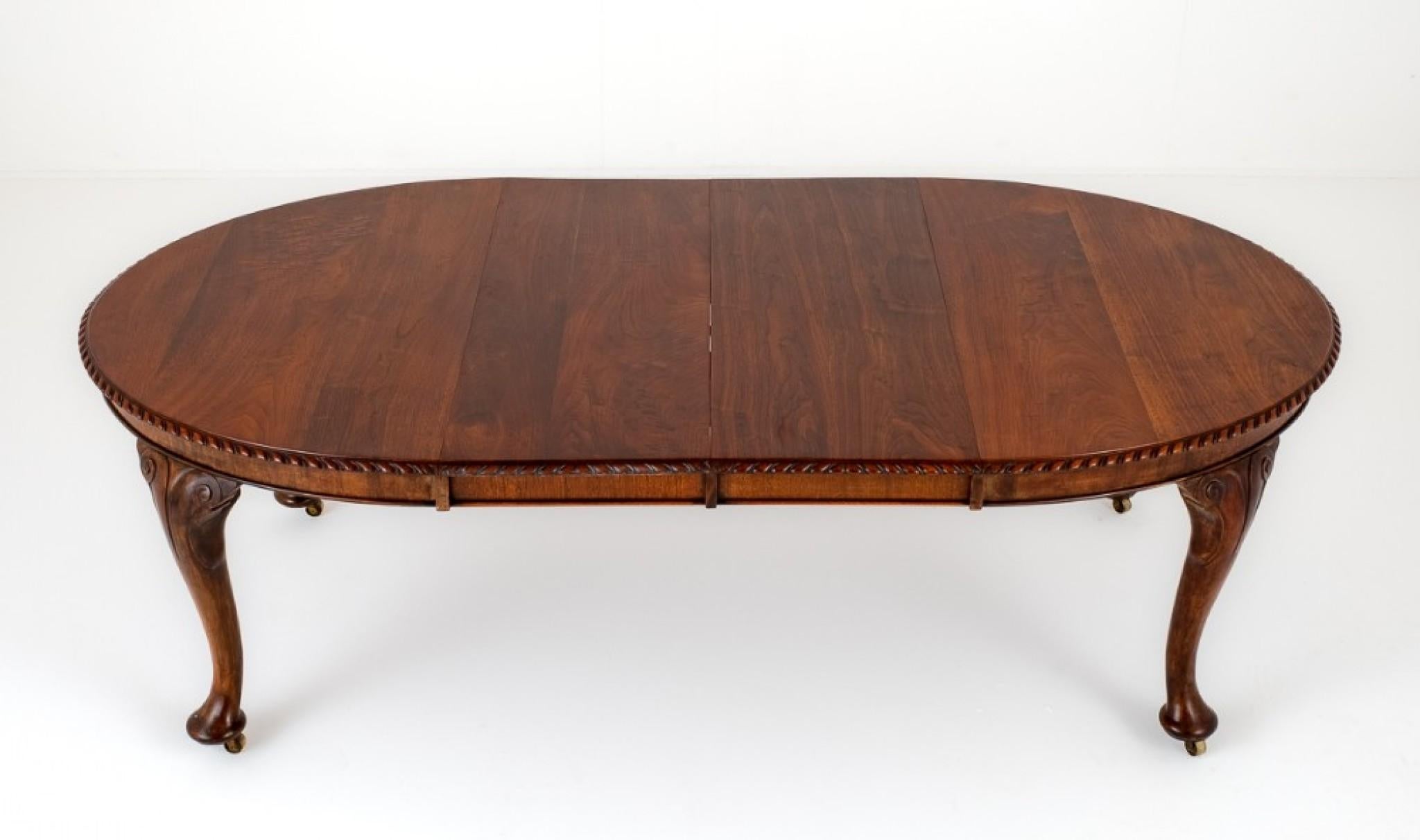Victorian Mahogany Dining Table Oval Extending 1900 In Good Condition In Potters Bar, GB