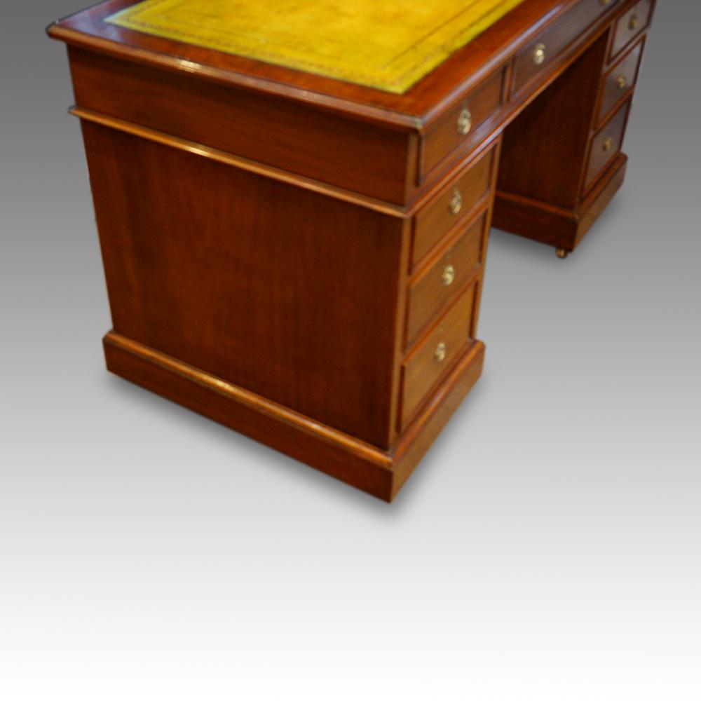 Superb English Victorian benchmade Mahogany Double Pedestal Desk Circa 1870 1
