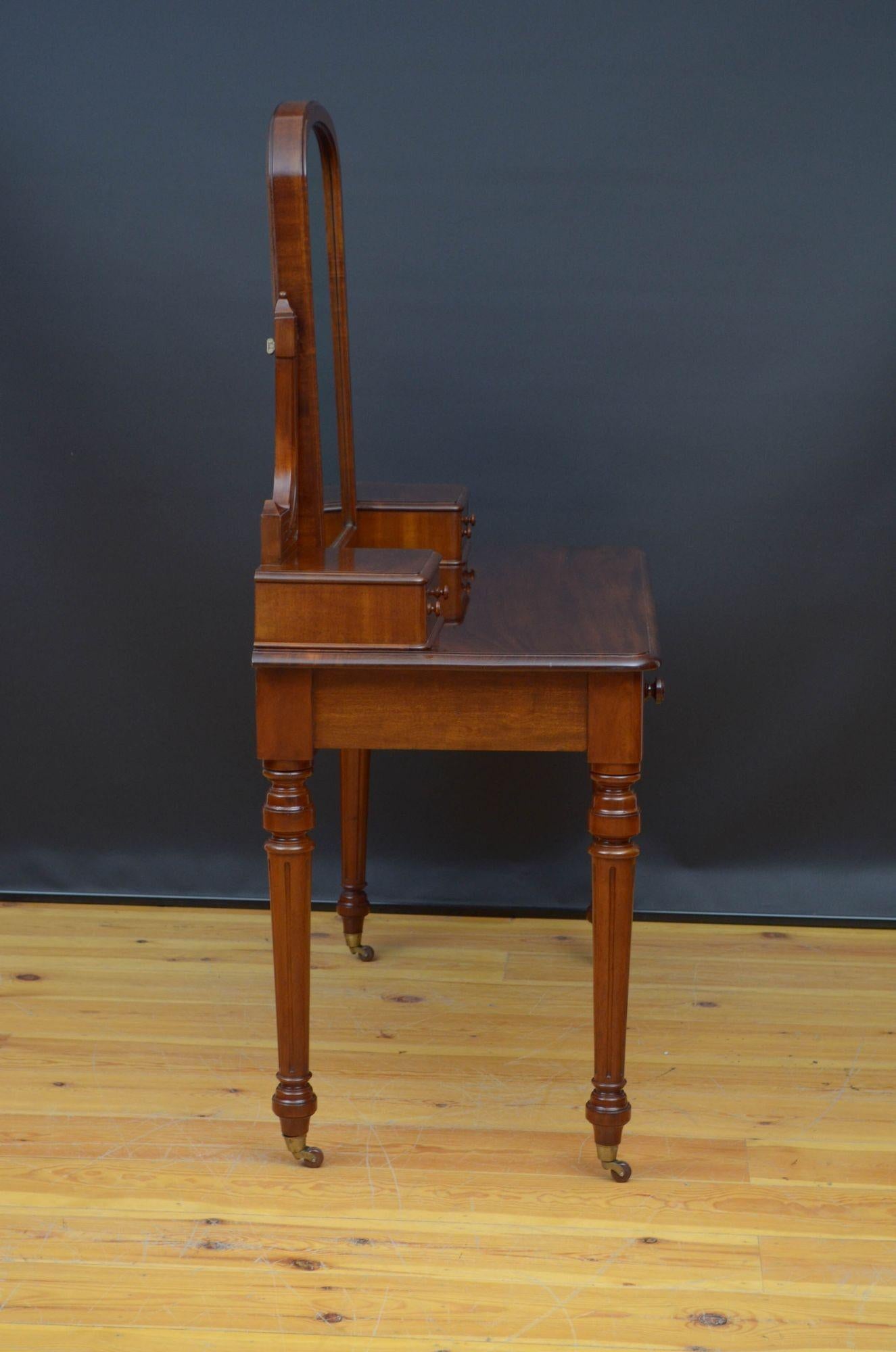 Victorian Mahogany Dressing Table For Sale 15