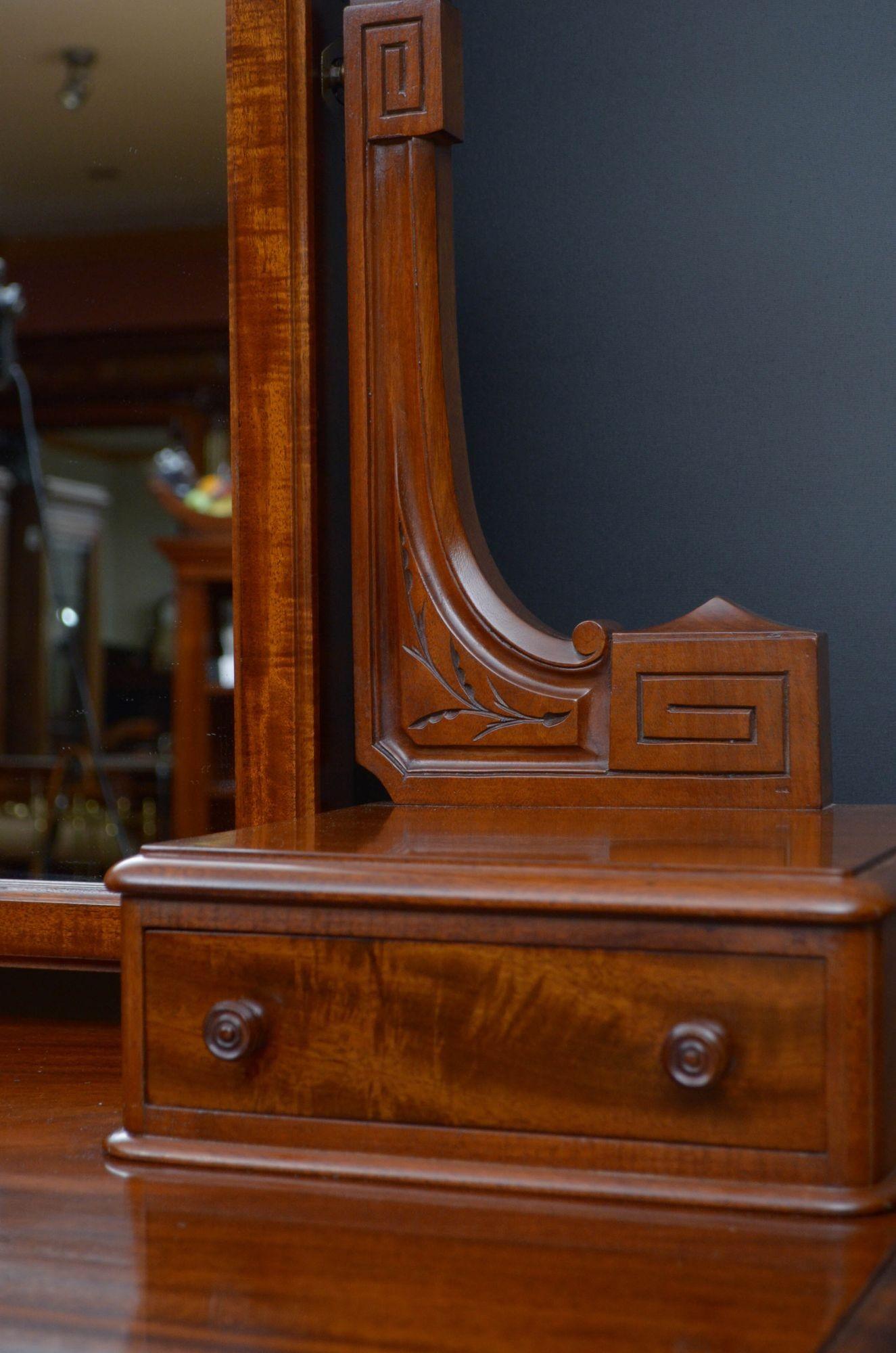 Victorian Mahogany Dressing Table For Sale 2