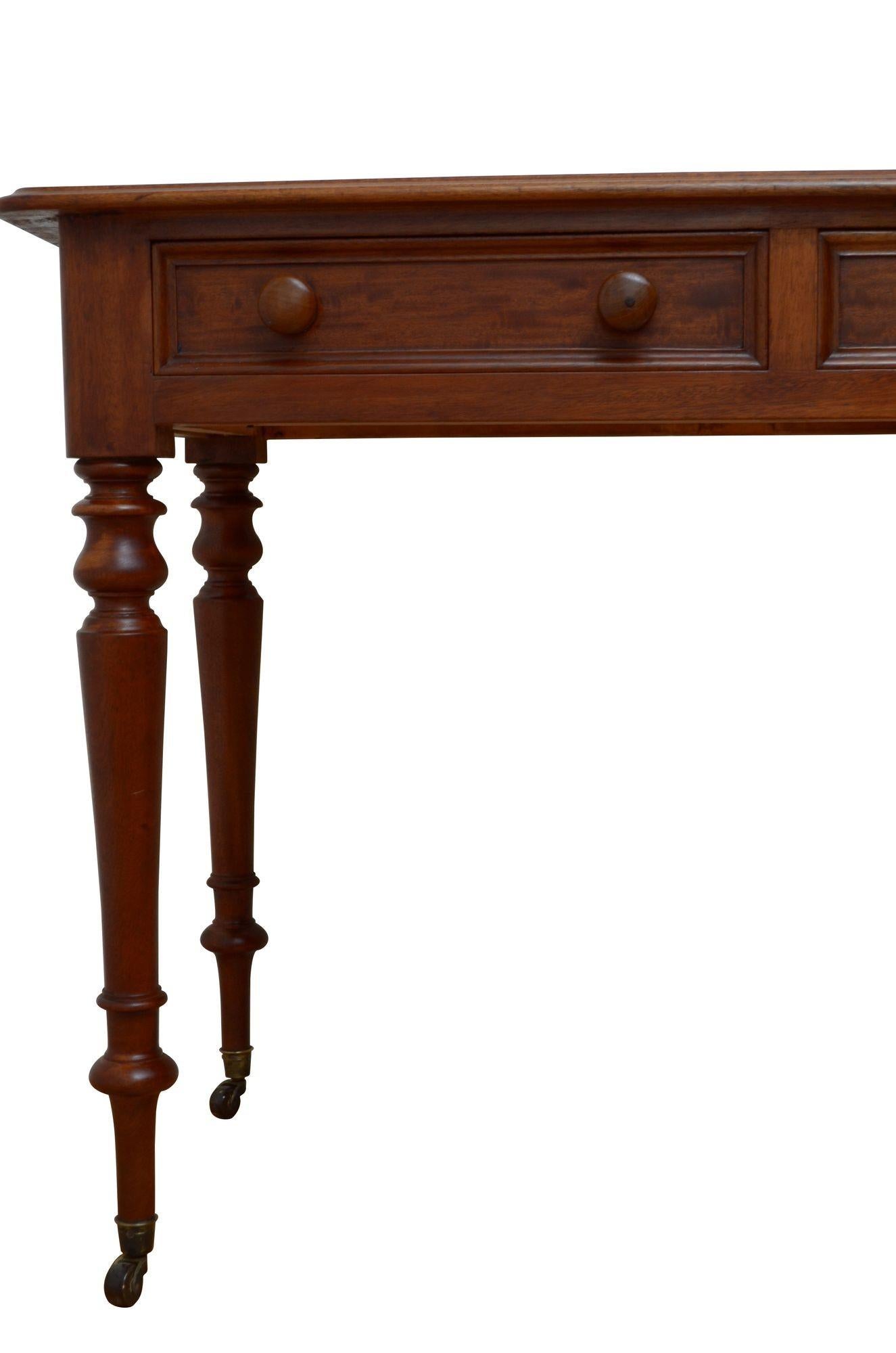 Victorian Mahogany Dressing Table or Writing Table For Sale 1