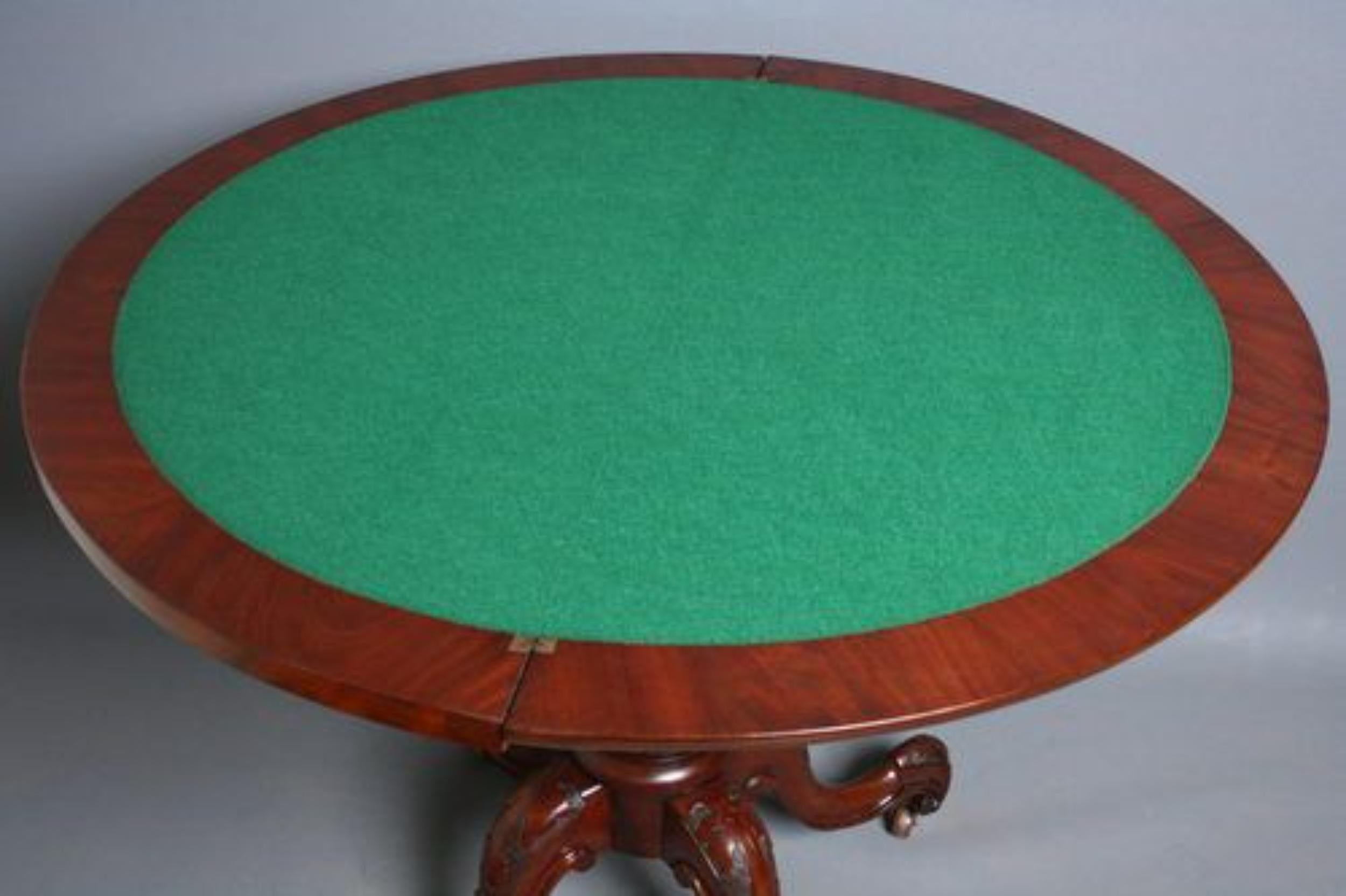 Victorian Mahogany Games Table In Good Condition In Whaley Bridge, GB