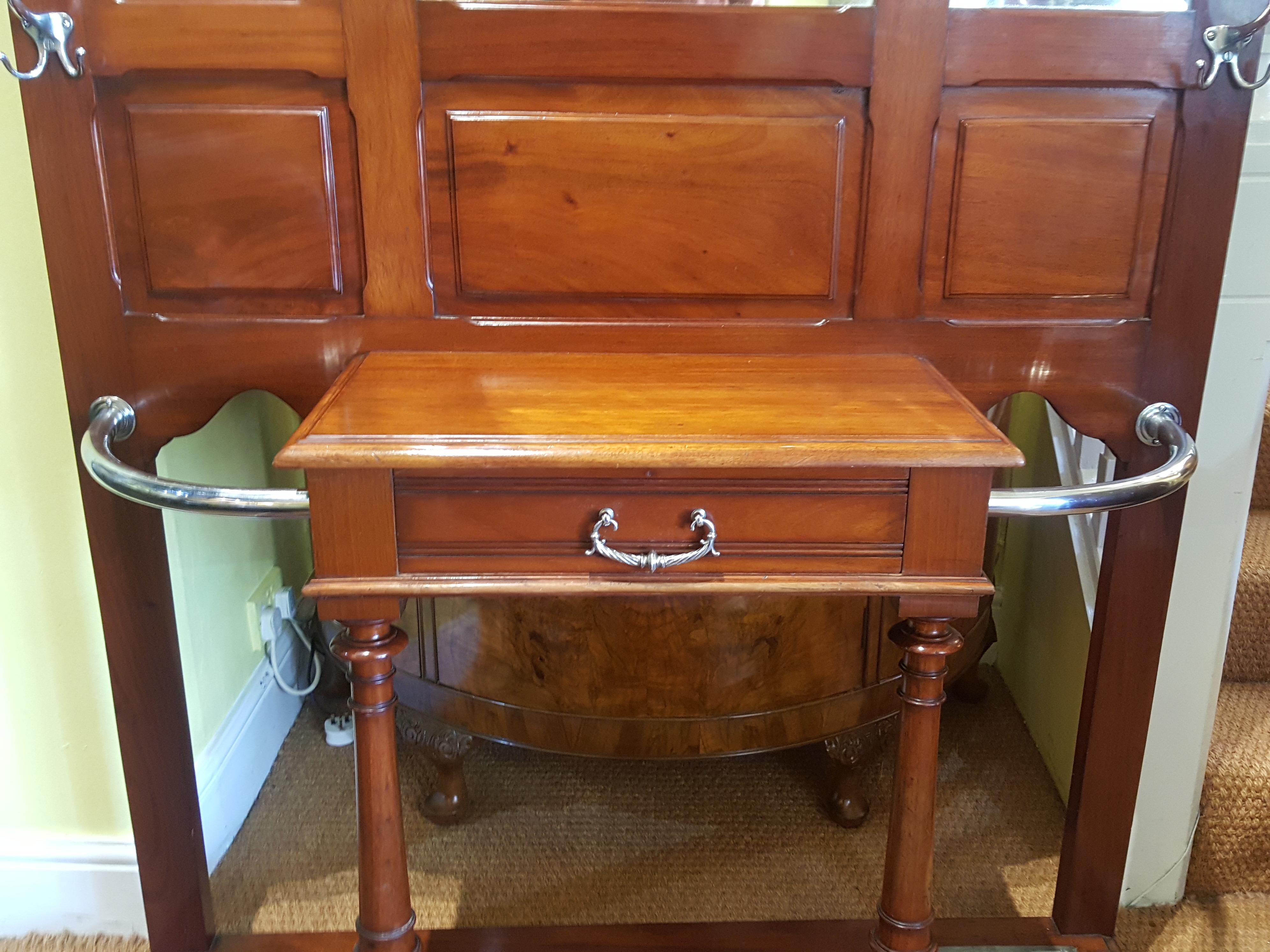 Late 19th Century Victorian Mahogany Hall Stand For Sale