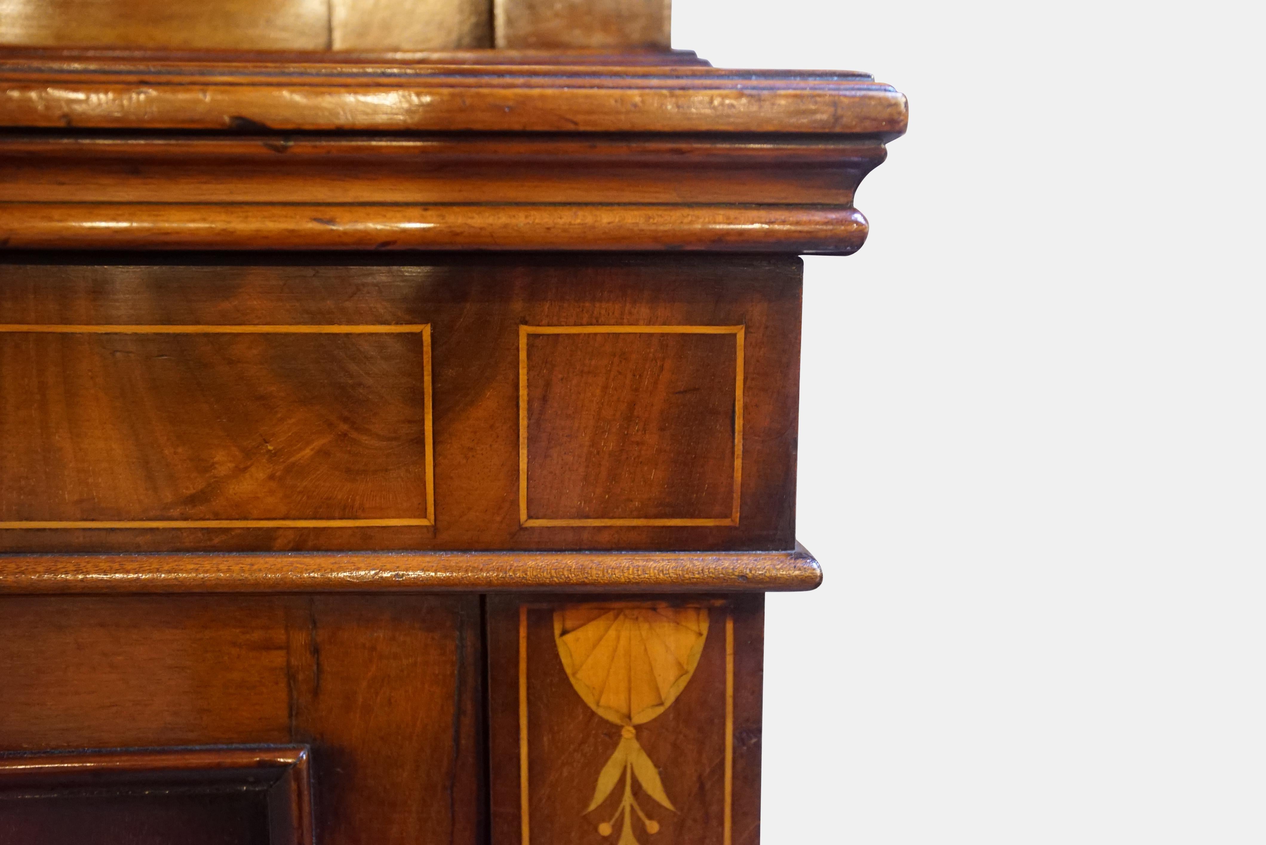 Victorian Mahogany Inlaid Chiffonier Bookcase For Sale 4