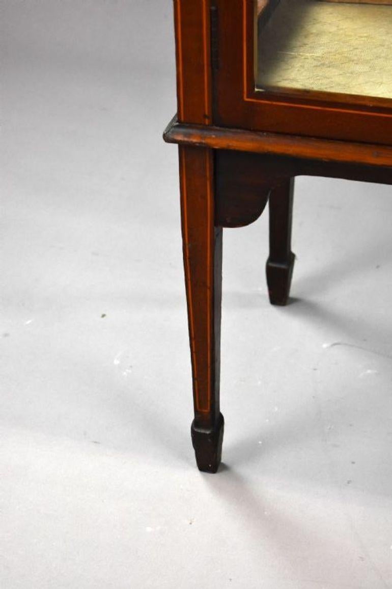 Victorian Mahogany Inlaid Display Cabinet For Sale 3
