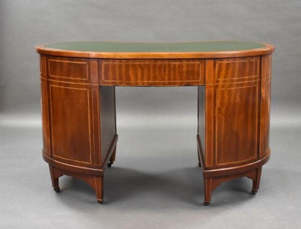 Victorian Mahogany Kidney Shaped Desk by Wolfe & Hollander For Sale 4