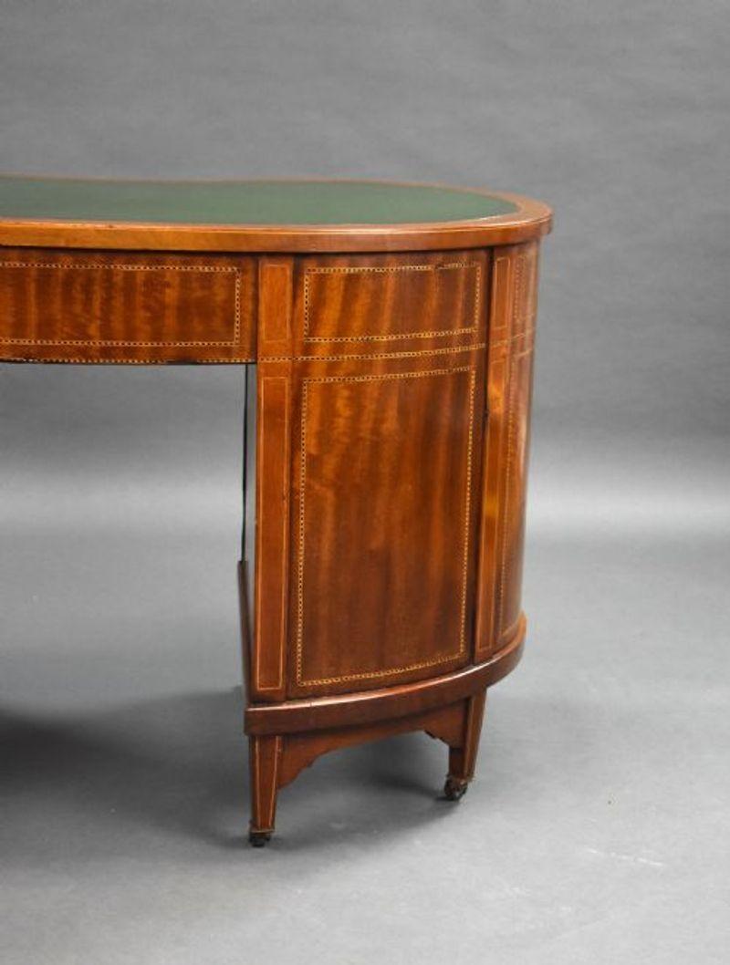 Victorian Mahogany Kidney Shaped Desk by Wolfe & Hollander For Sale 5