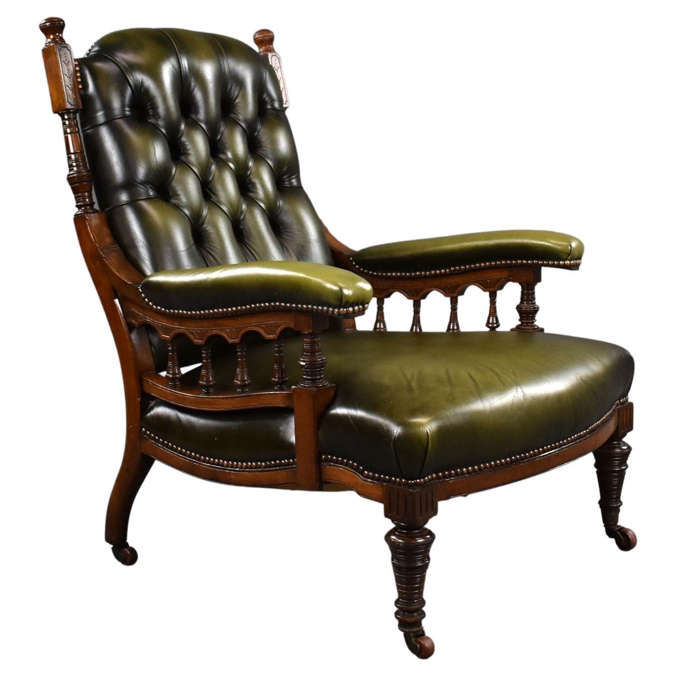 Fauteuil victorien en cuir acajou