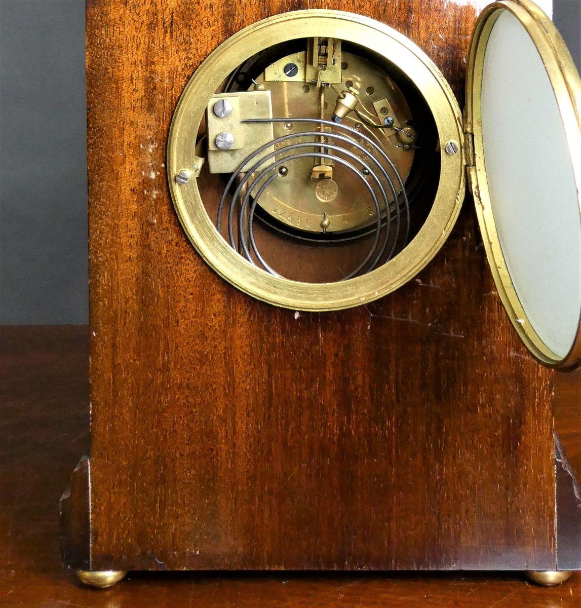 Victorian Mahogany Mantel Clock For Sale 1