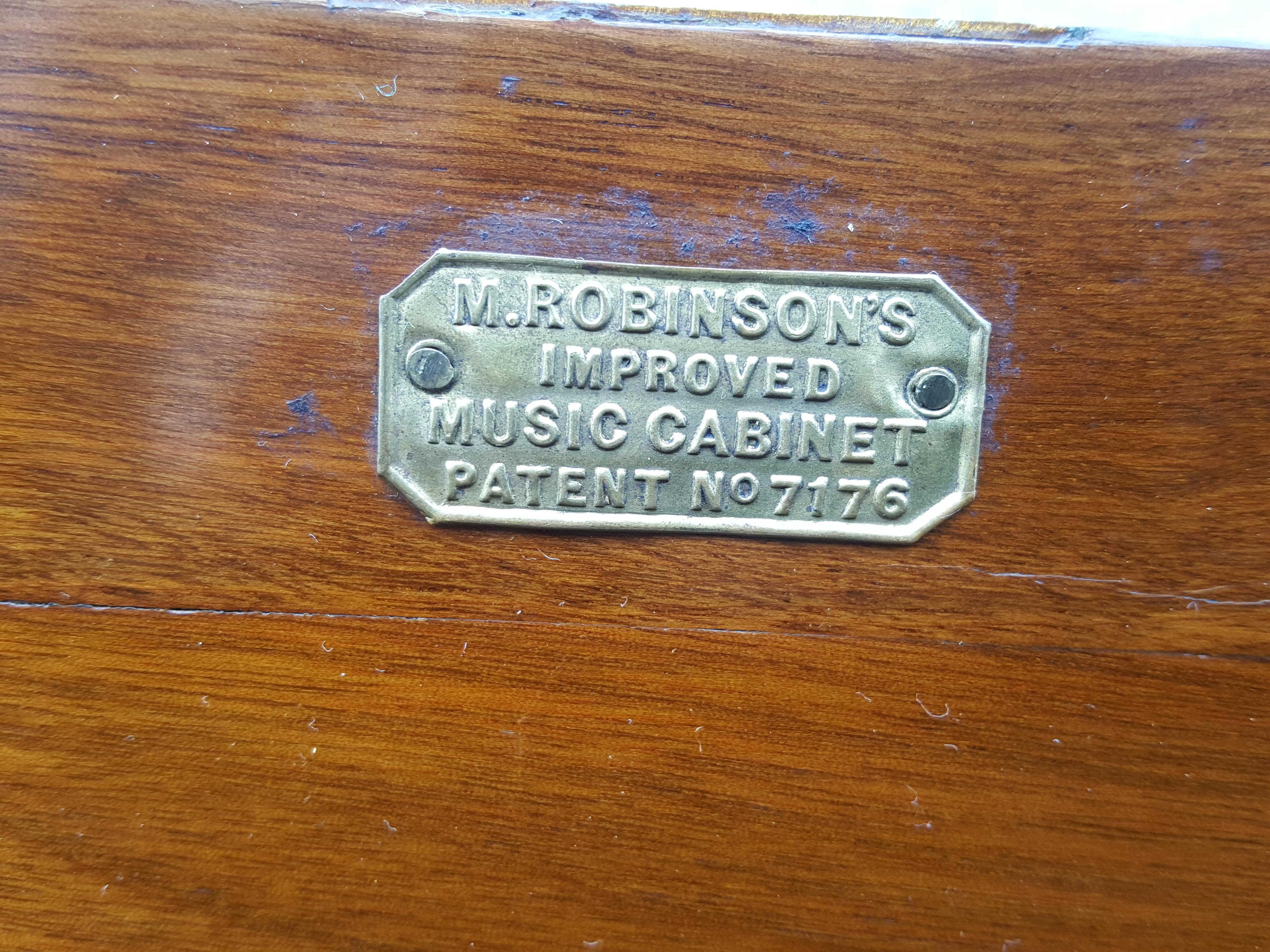 Late 19th Century Victorian Mahogany Music Cabinet For Sale