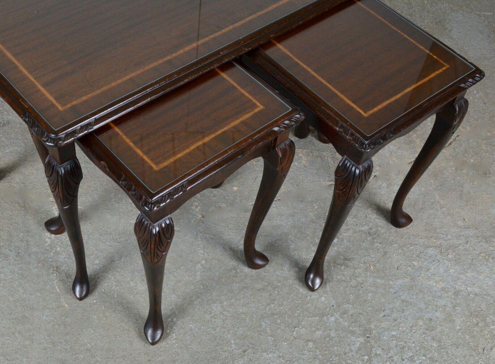 We are delighted to offer for sale this lovely antique Victorian mahogany nest of three tables. The tables have turned column bases and carved top edge and are in good condition. 

DIMENSIONS 

Height : 48cm
Width: 77.5cm
Depth: 42cm

Small