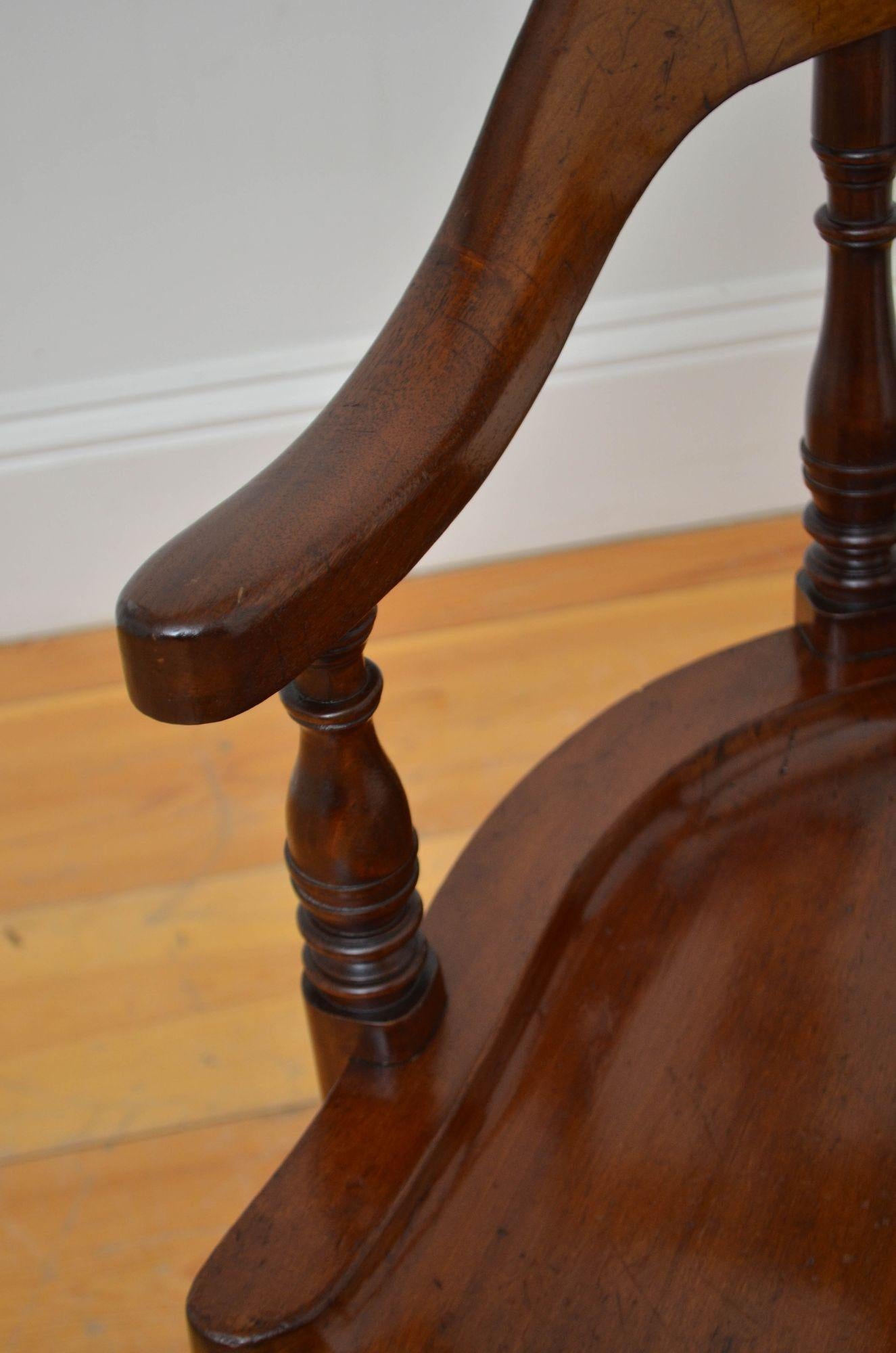 Silla de oficina / silla de escritorio victoriana de caoba en venta 3