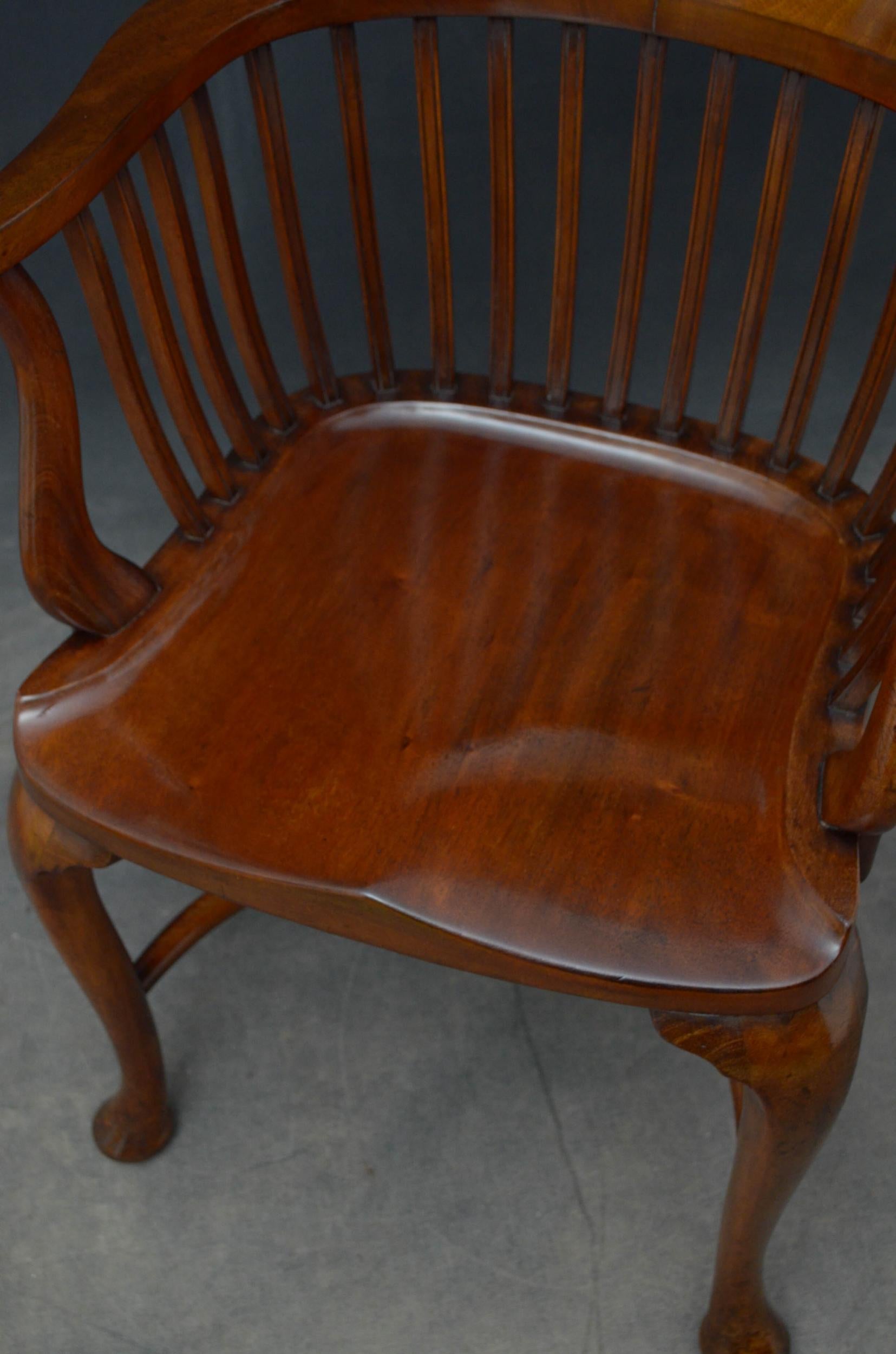 Victorian Mahogany Office Chair In Good Condition In Whaley Bridge, GB