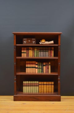 Bibliothèque ouverte victorienne en acajou