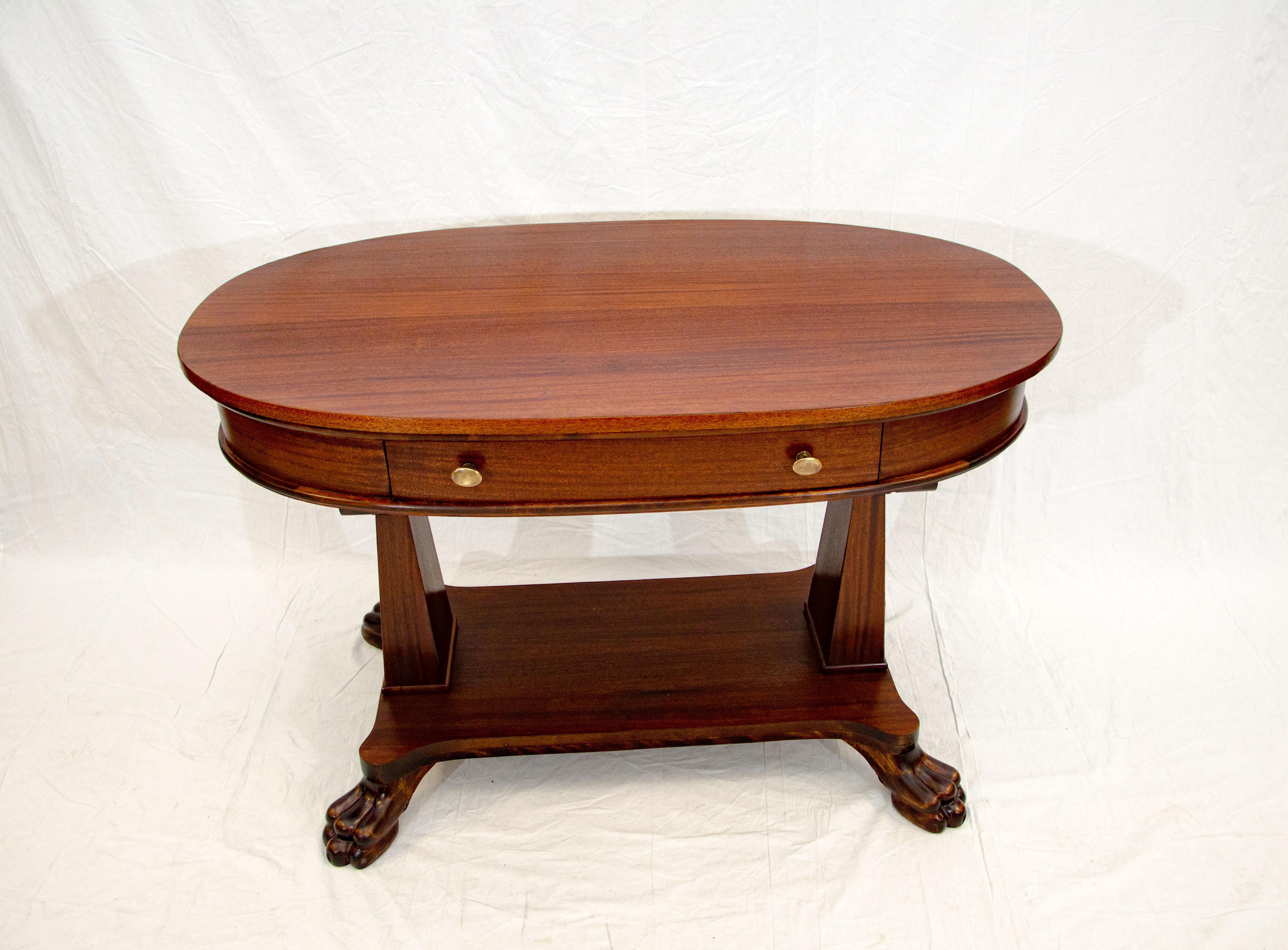 19th Century Victorian Mahogany Oval Library Table, Claw Feet For Sale