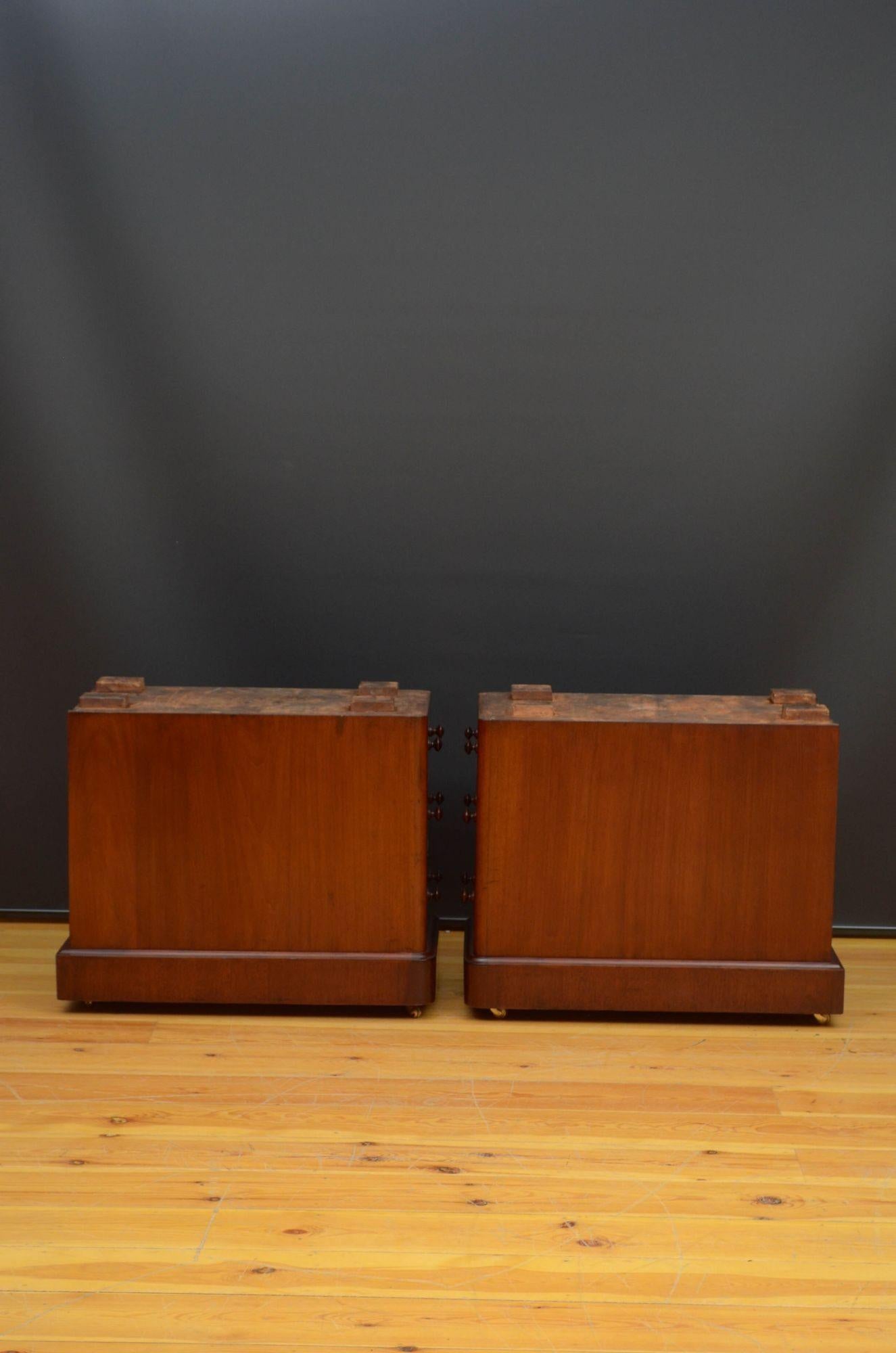 Victorian Mahogany Pedestal Desk For Sale 8