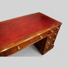 Victorian mahogany pedestal desk