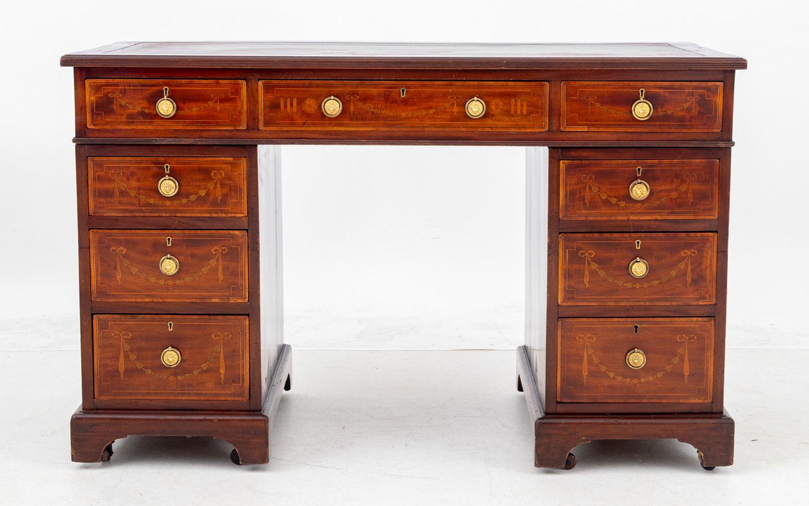 British Victorian Mahogany Pedestal Desk For Sale