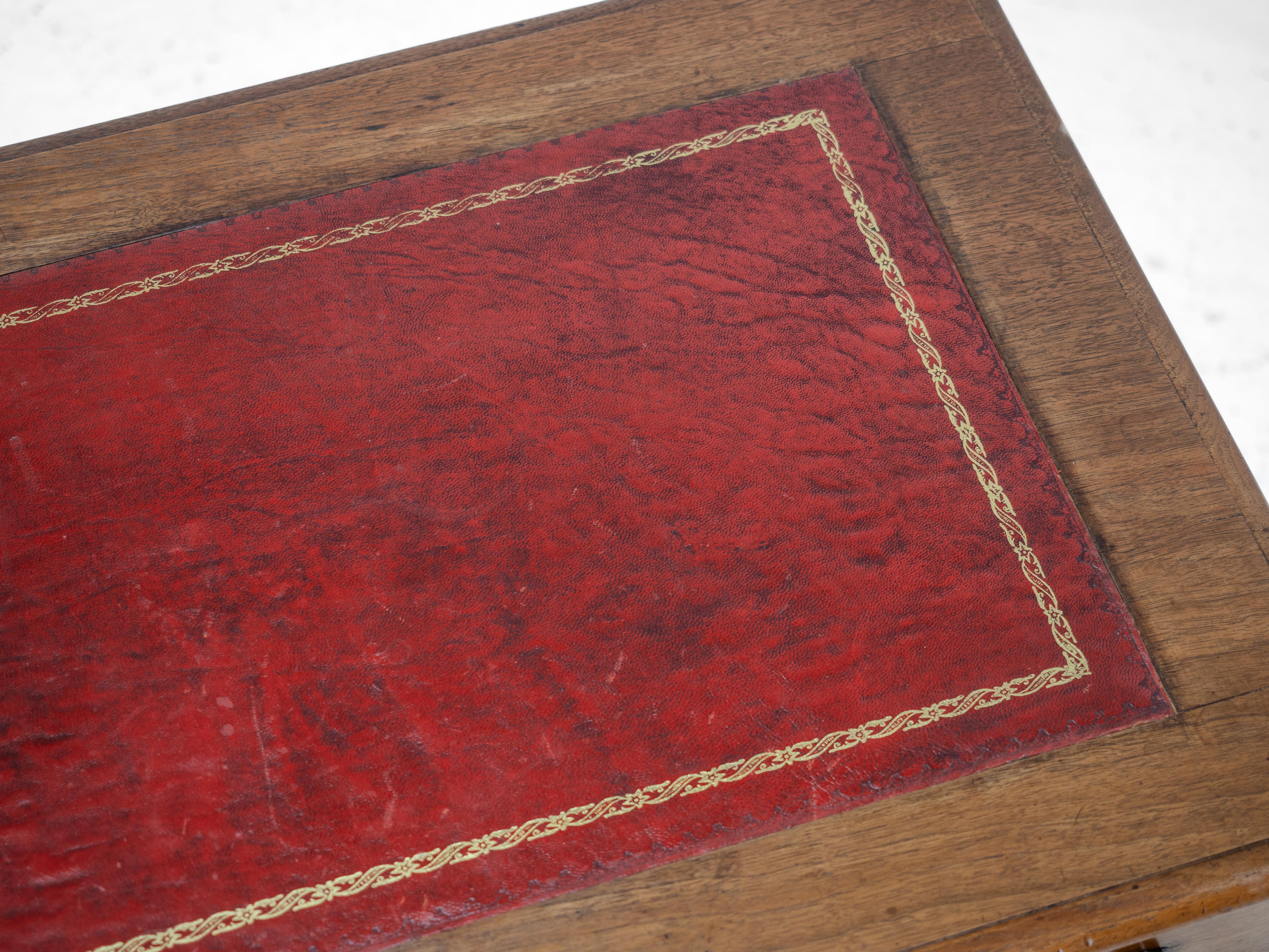Viktorianischer Mahagoni-Sockelschreibtisch mit vergoldetem Lederskiver um 1880, Ende 19. im Angebot 6