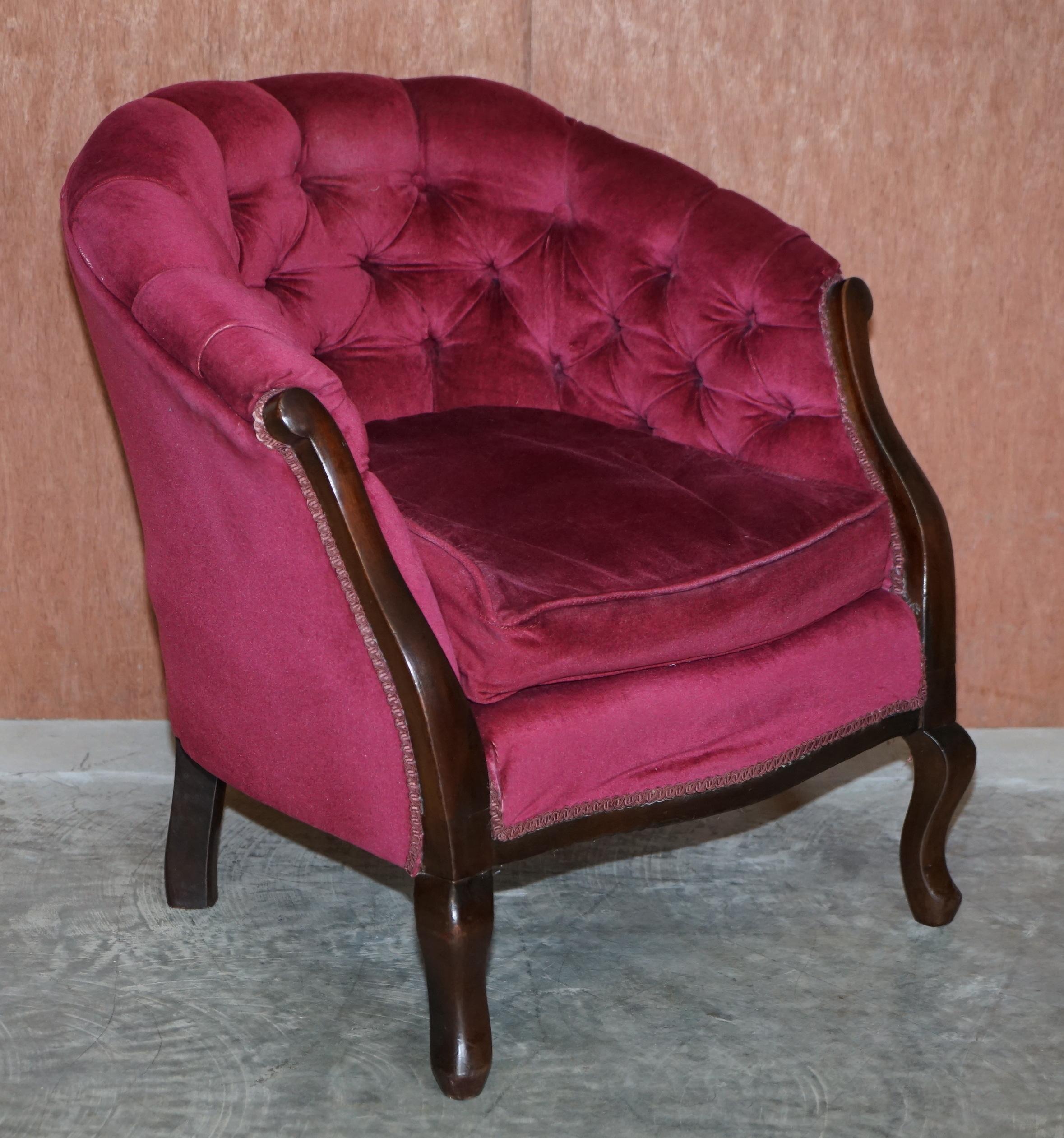 Victorian Hardwood & Pink Velour Parlour Chesterfield Suite of Sofa & Armchairs For Sale 1