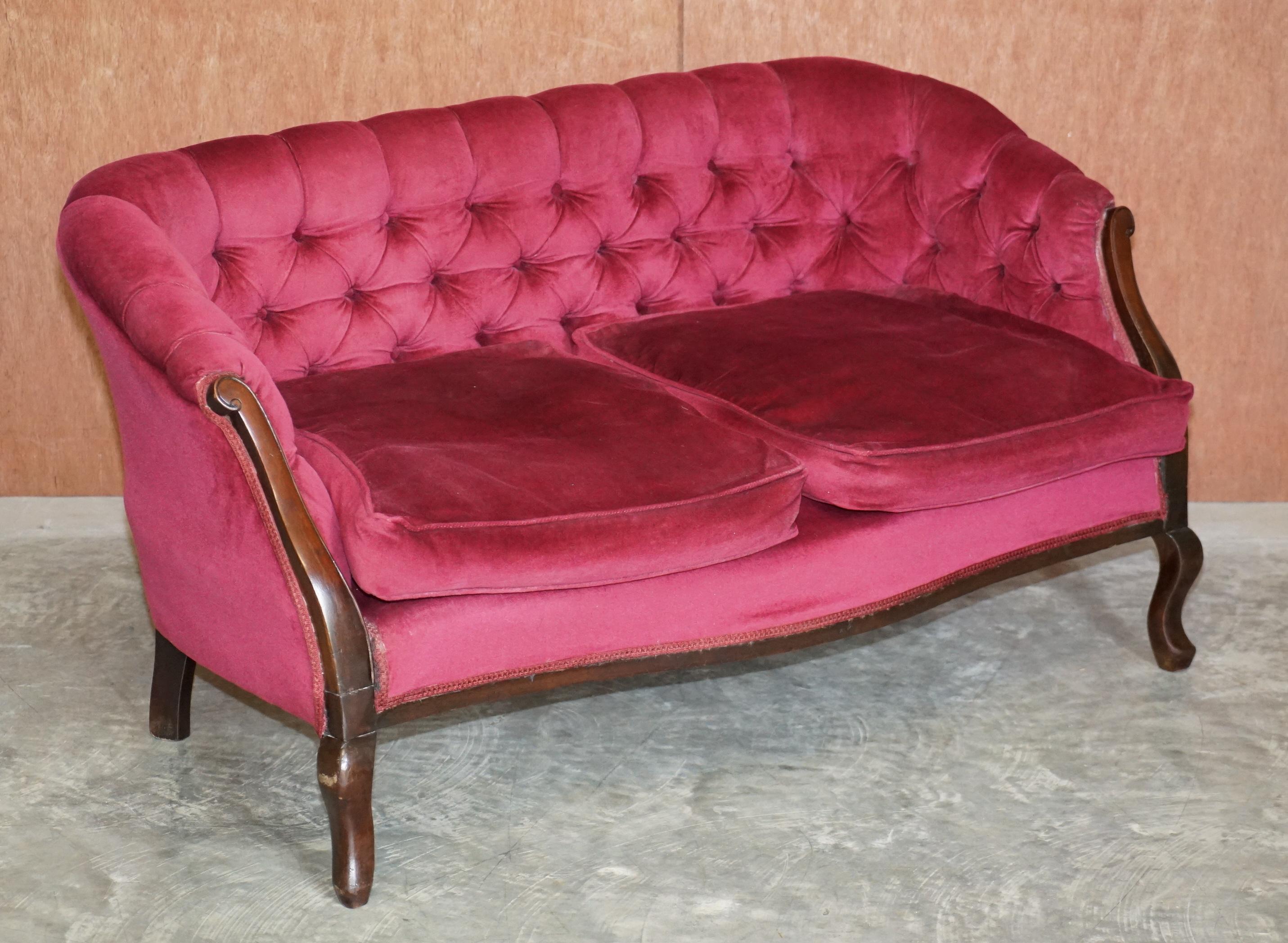 Victorian Hardwood & Pink Velour Parlour Chesterfield Suite of Sofa & Armchairs For Sale 5