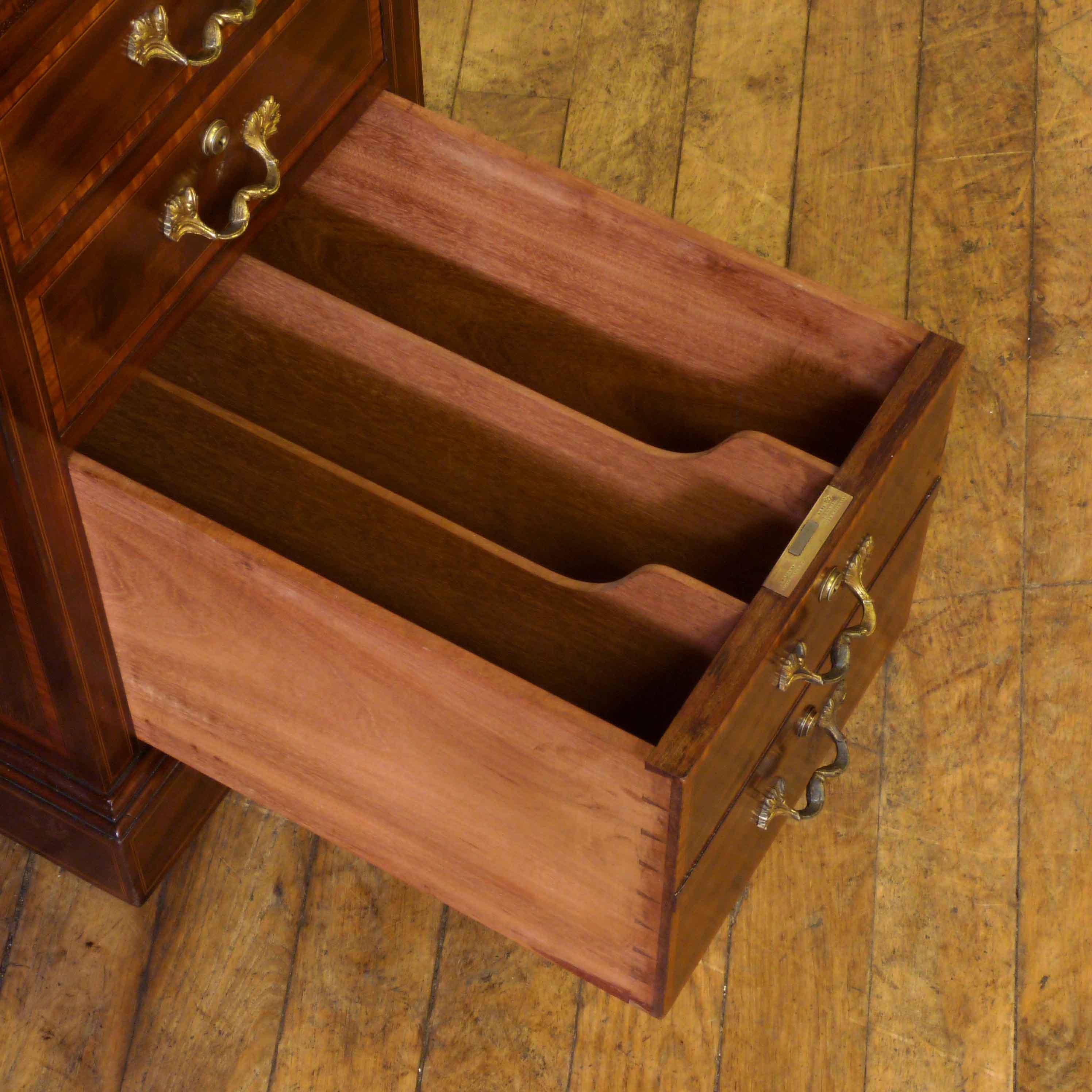 Victorian Mahogany Roll Top Desk 6