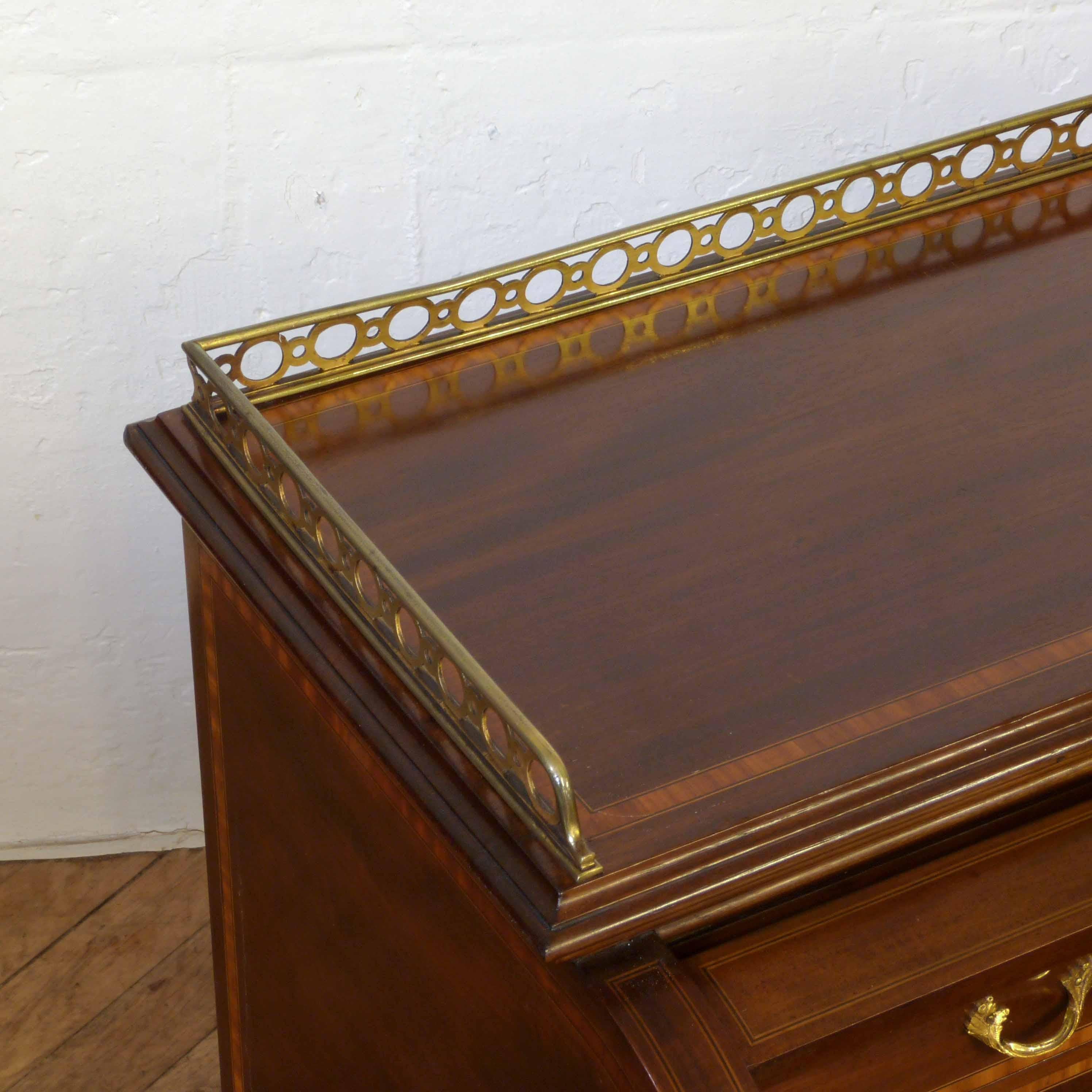 Victorian Mahogany Roll Top Desk 11