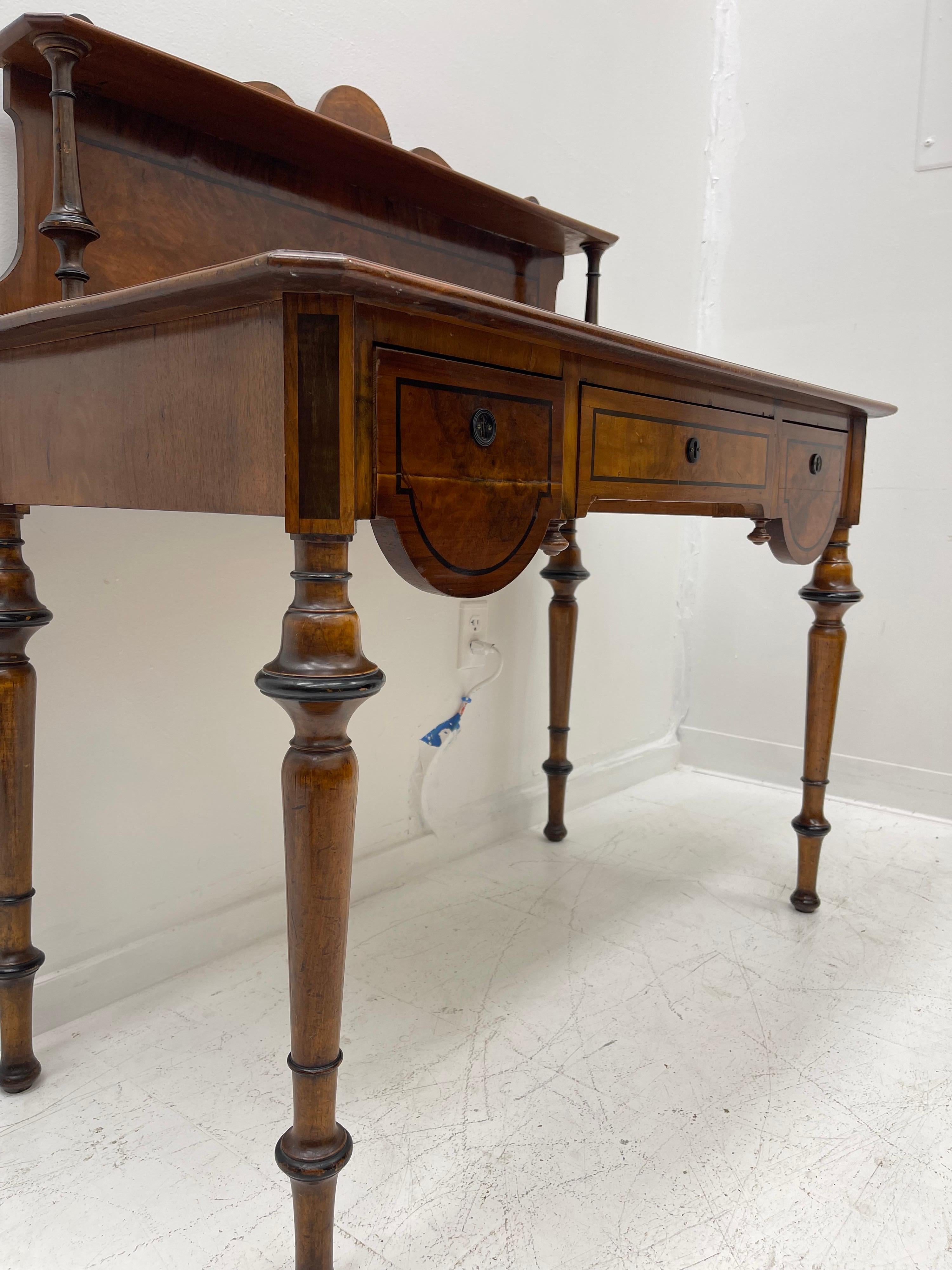 20th Century Victorian Mahogany Desk or Entryway Table with Flame Mahogany Veneer