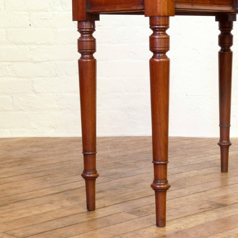 Victorian Mahogany Side Table For Sale at 1stDibs